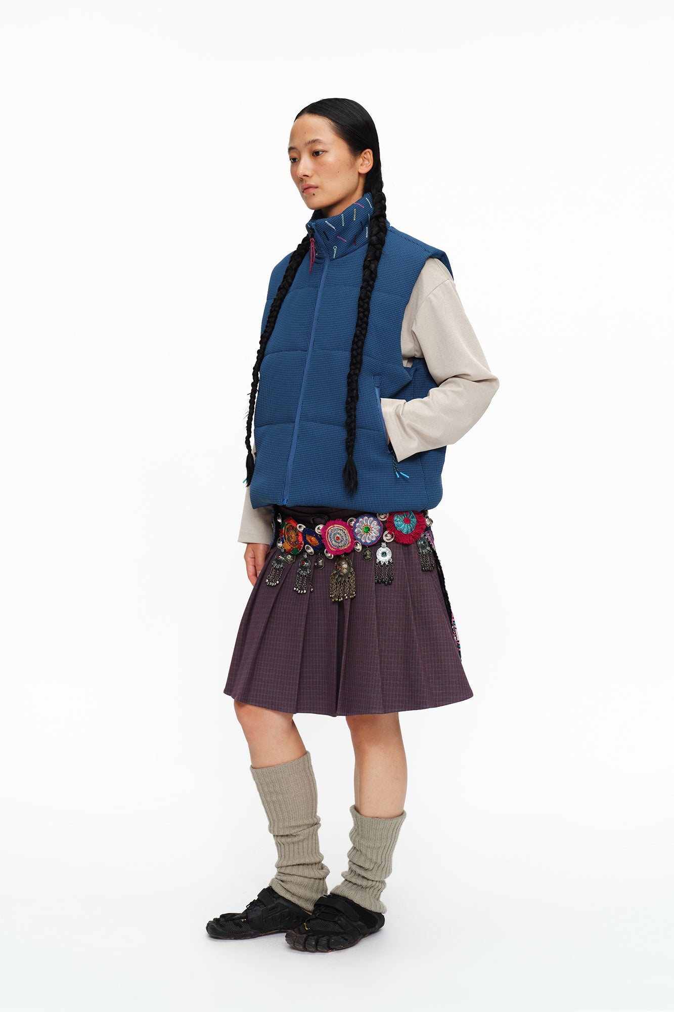 OINIMI Embroidered-Collar Waffle Puffer Vest