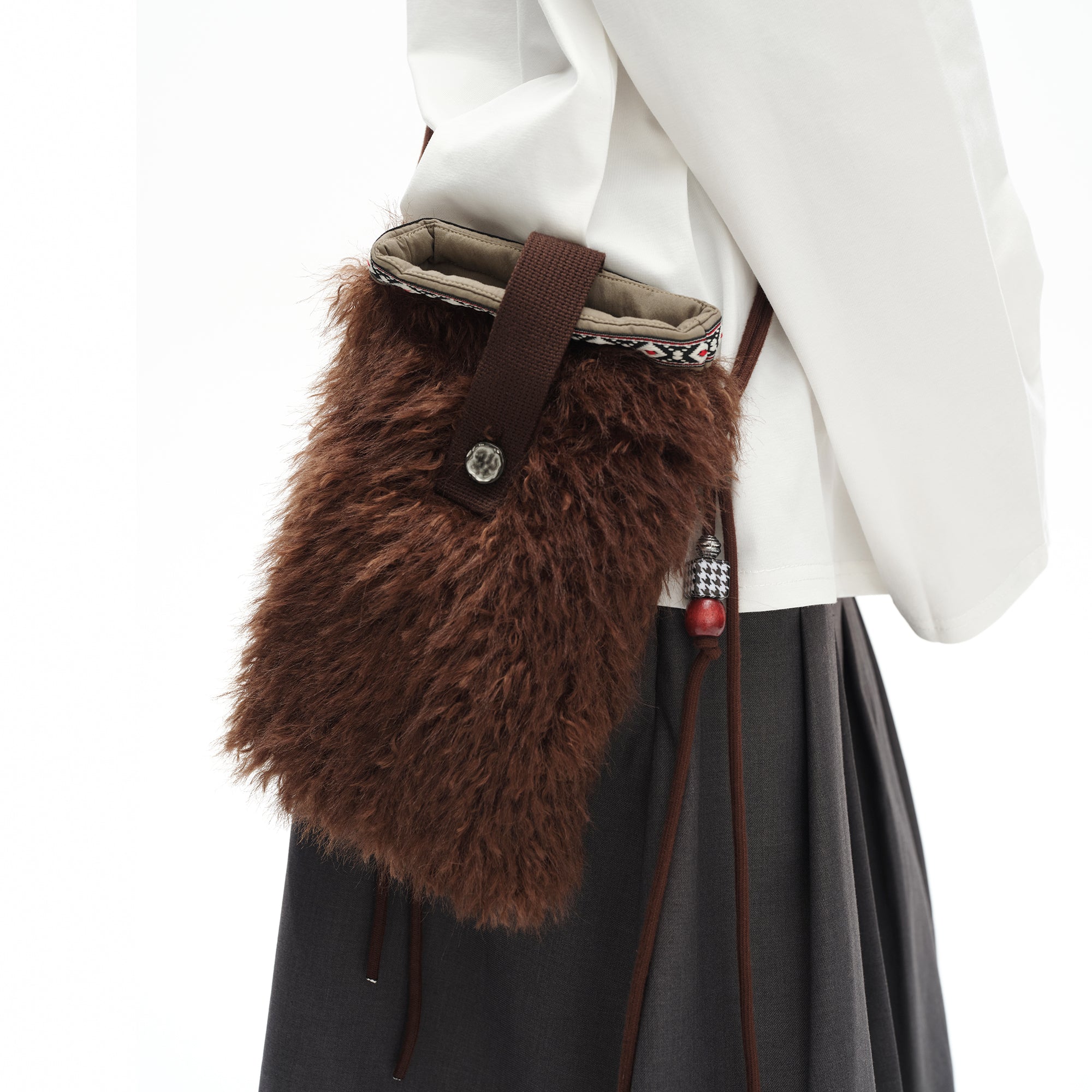 OINIMI Nomadic Faux Fur Crossbody Pouch
