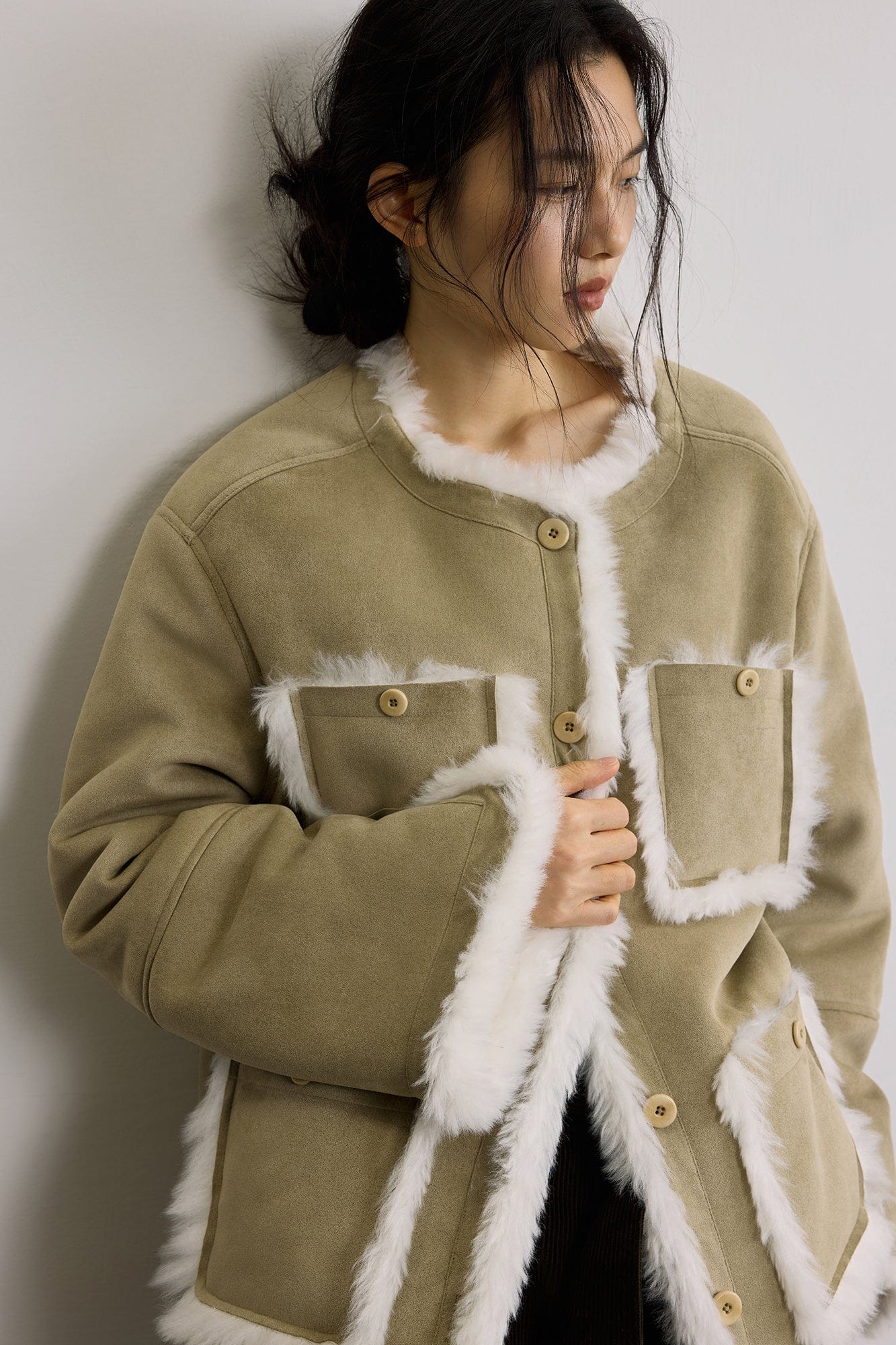 SAME FLOW Detachable Scarf Faux Shearling Suede Jacket