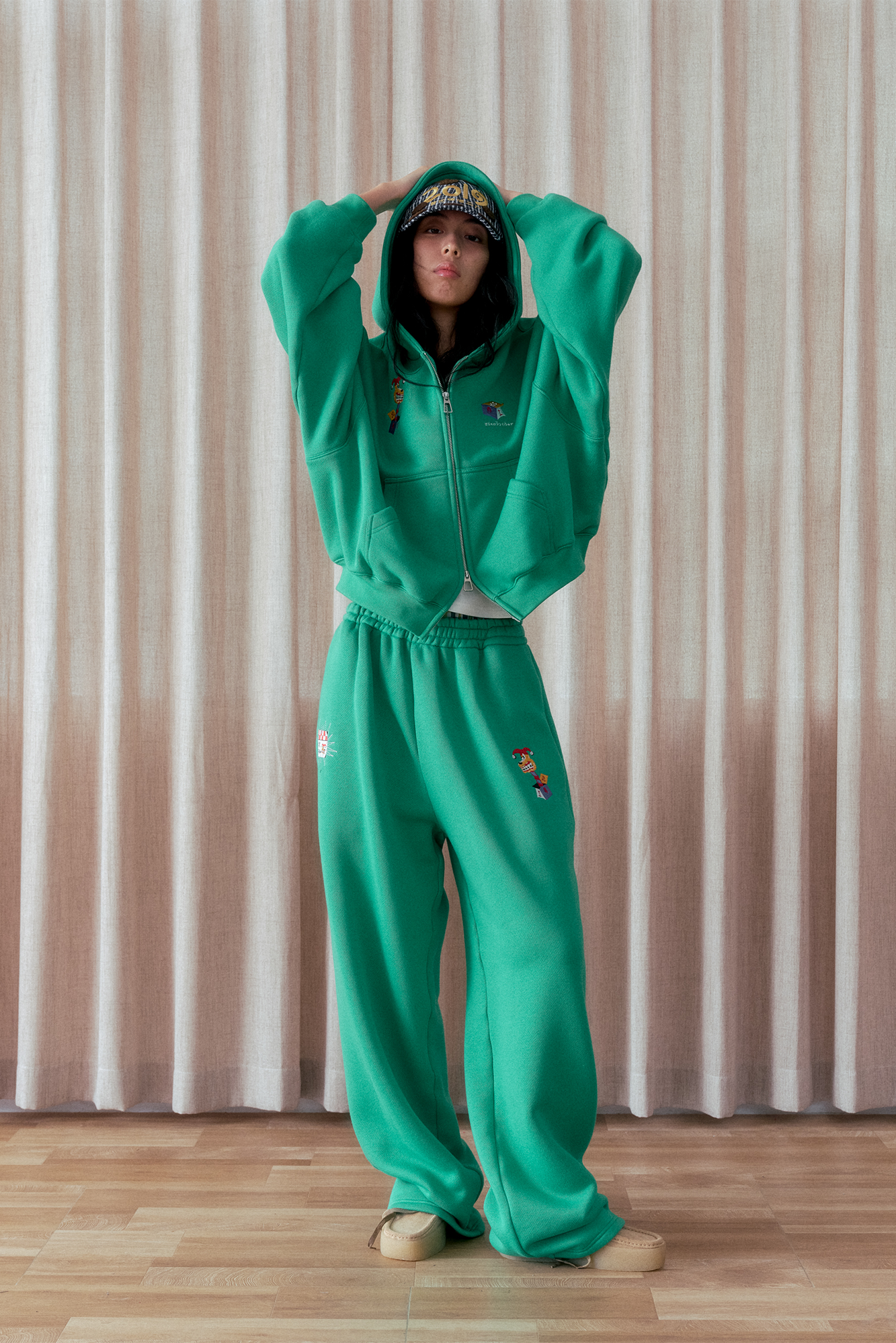 NIANJIUYIKOUER Fleece-Lined Straight-Leg Sweatpants