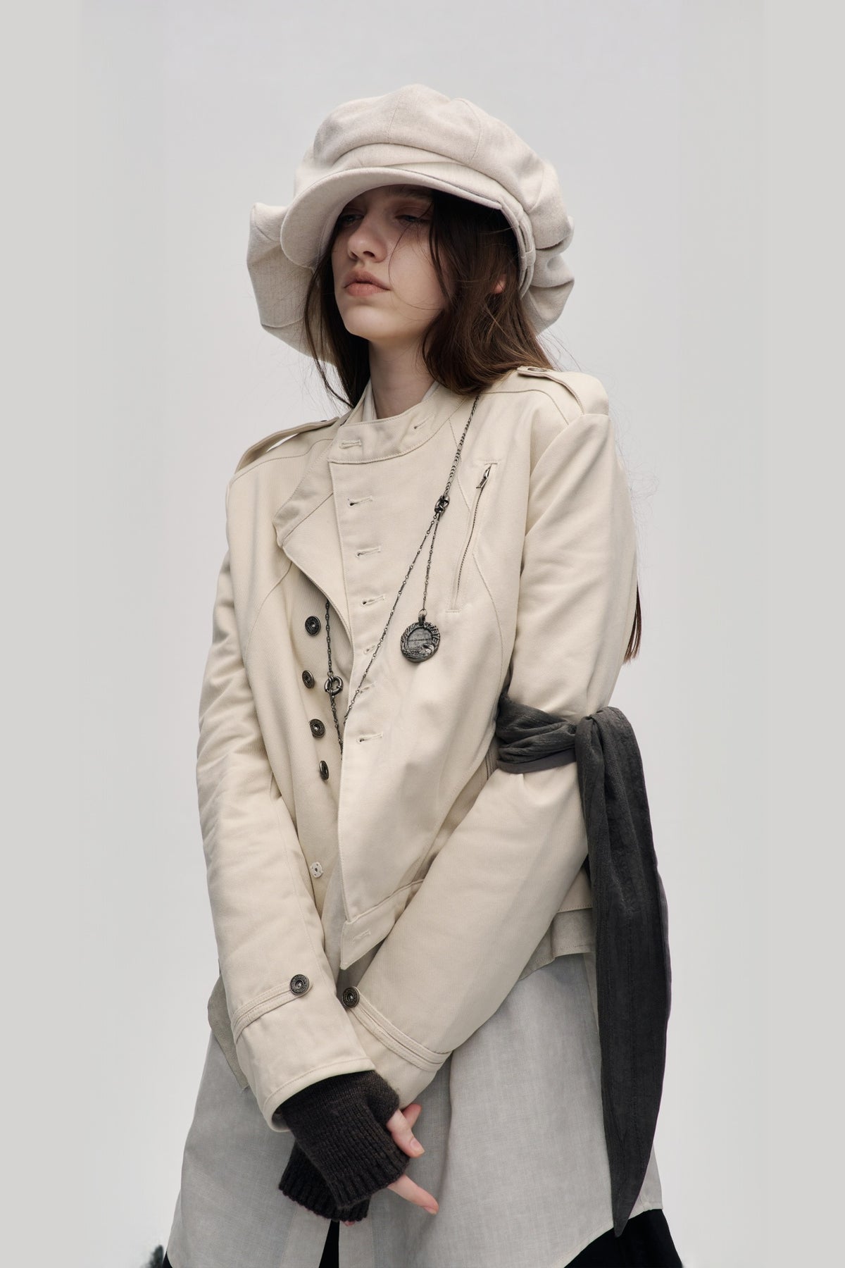 ILNya Nieternite Nifutur Napoleon-Collar Slim Cropped Jacket — half body