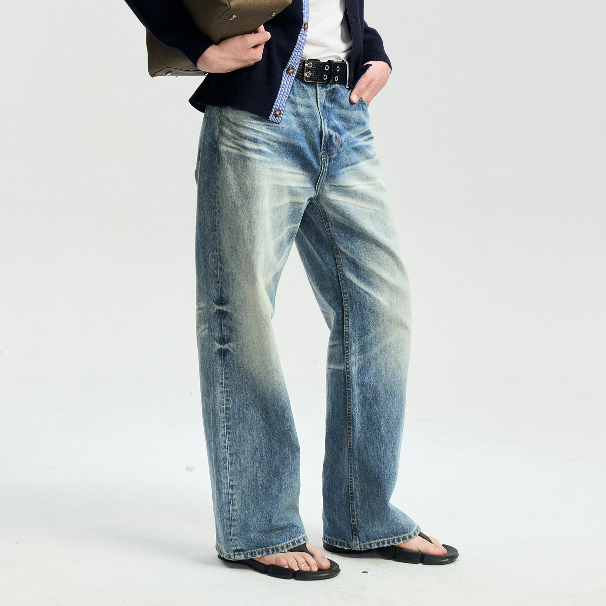 LEONSENSE Whiskering Washed Straight-Leg Jeans