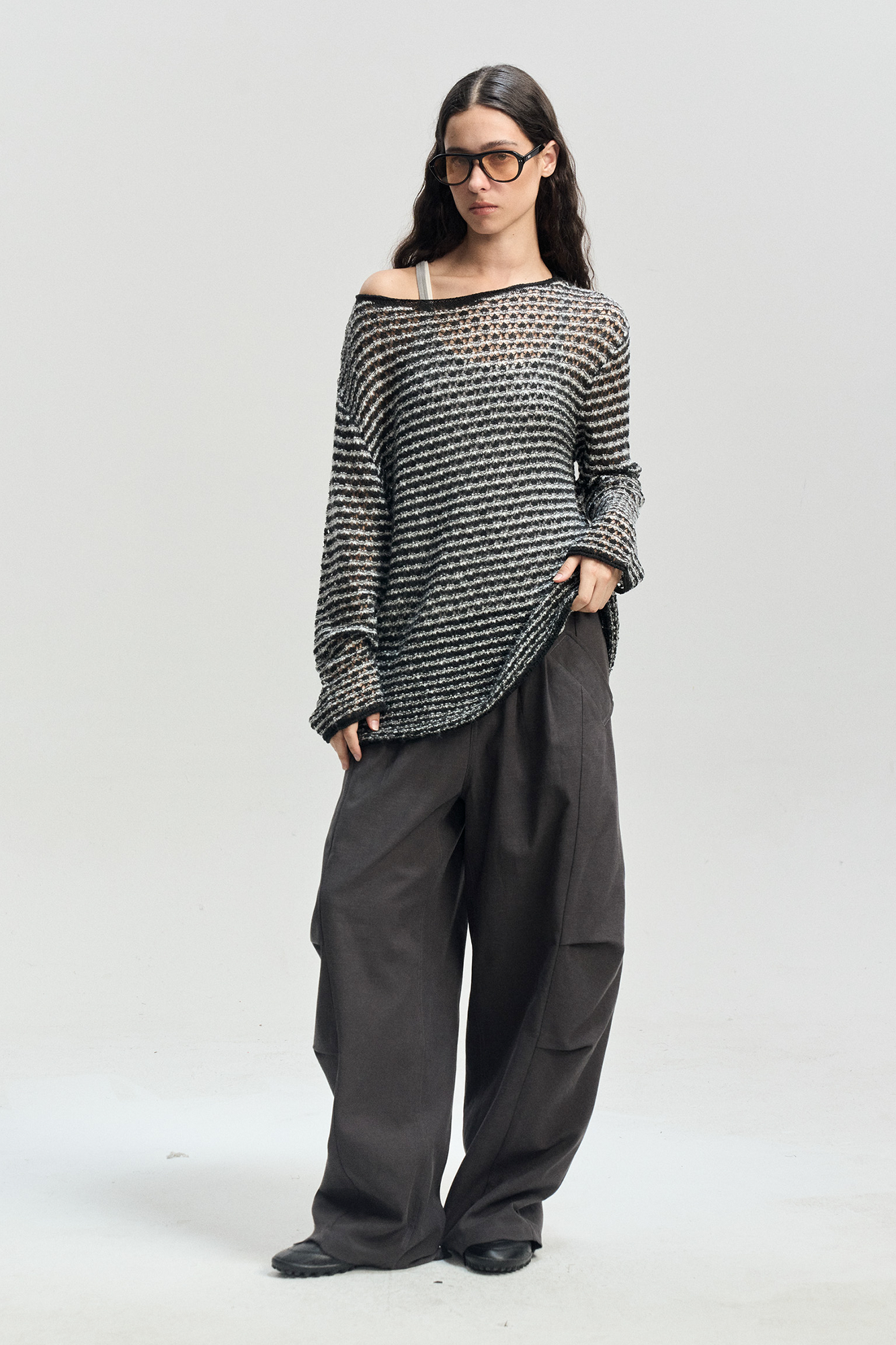LEONSENSE Modern Curved Paneled Tencel-Cotton Pants
