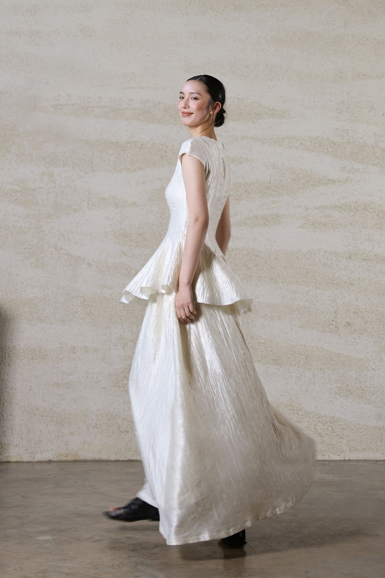 WUHEYIZUO Crinkled Gathered Waist Maxi Skirt