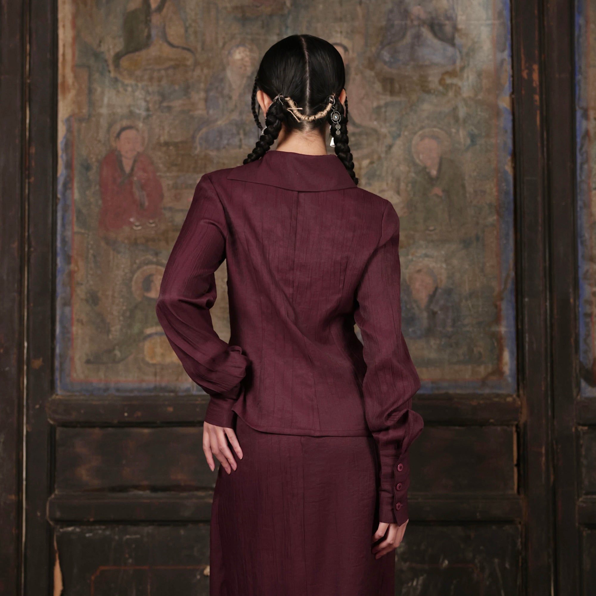 WUHEYIZUO Asymmetrical Curved Front Cinched Waist Shirt