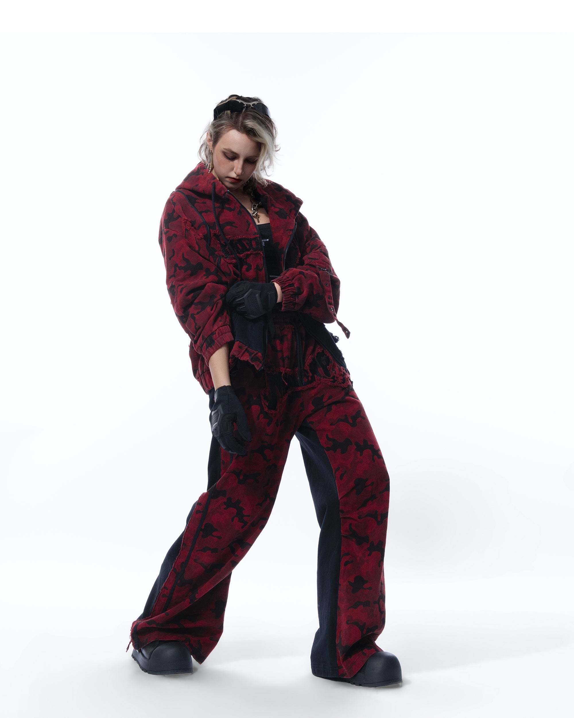 MOGONGSHE Camo Contrast Panel Double-Waist Oversized Sweatpants