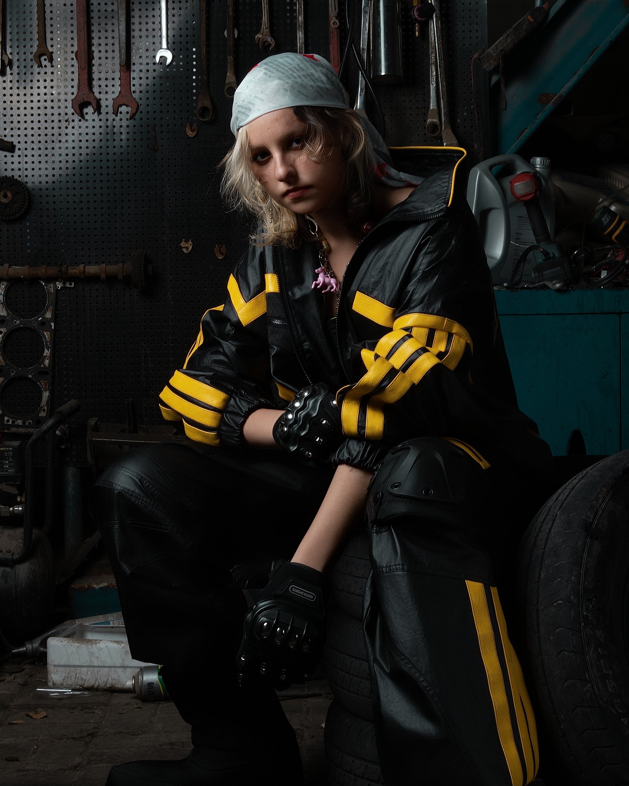 MOGONGSHE Contrast Stripe PU Moto Jacket