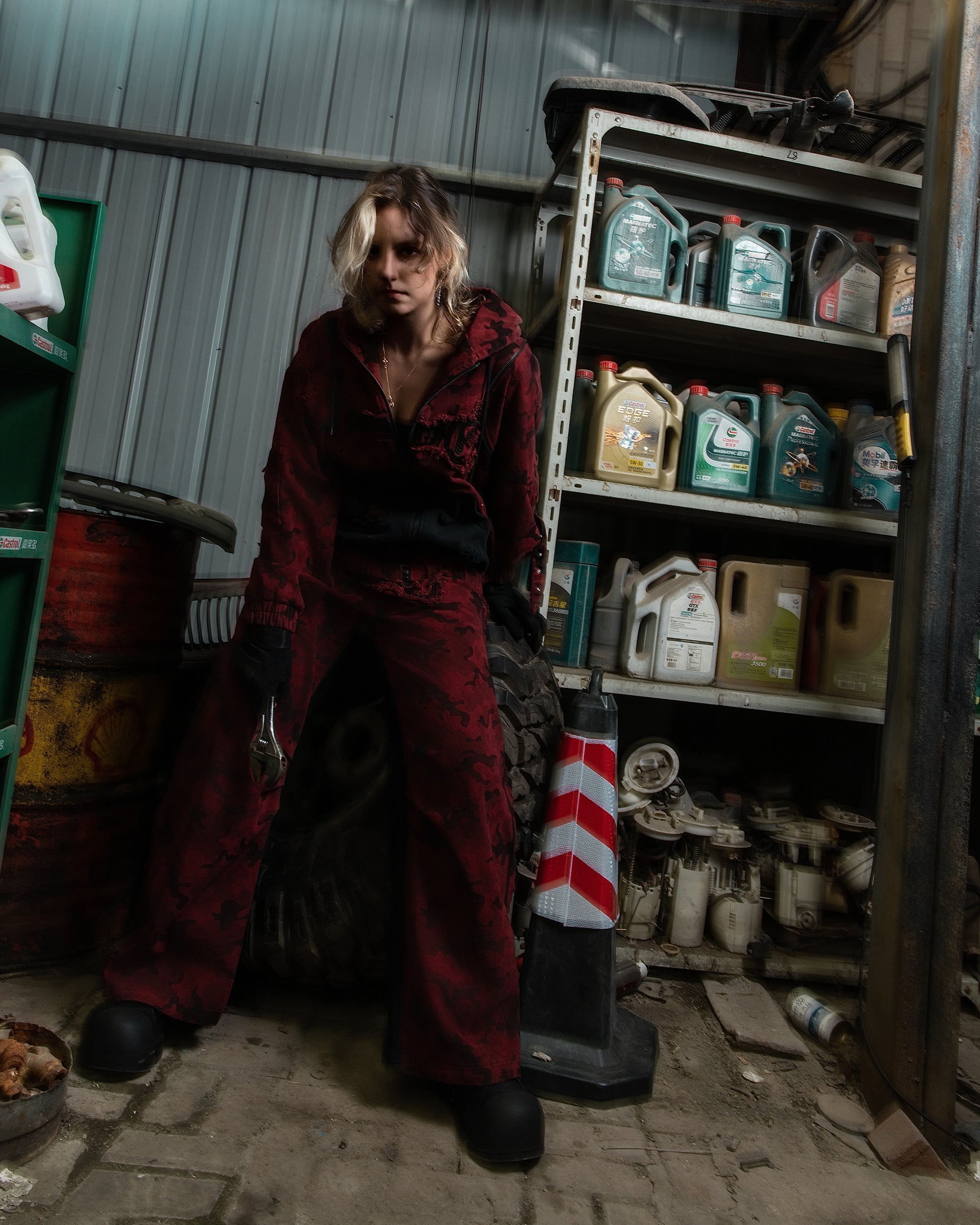 MOGONGSHE Camo Contrast Panel Double-Waist Oversized Sweatpants