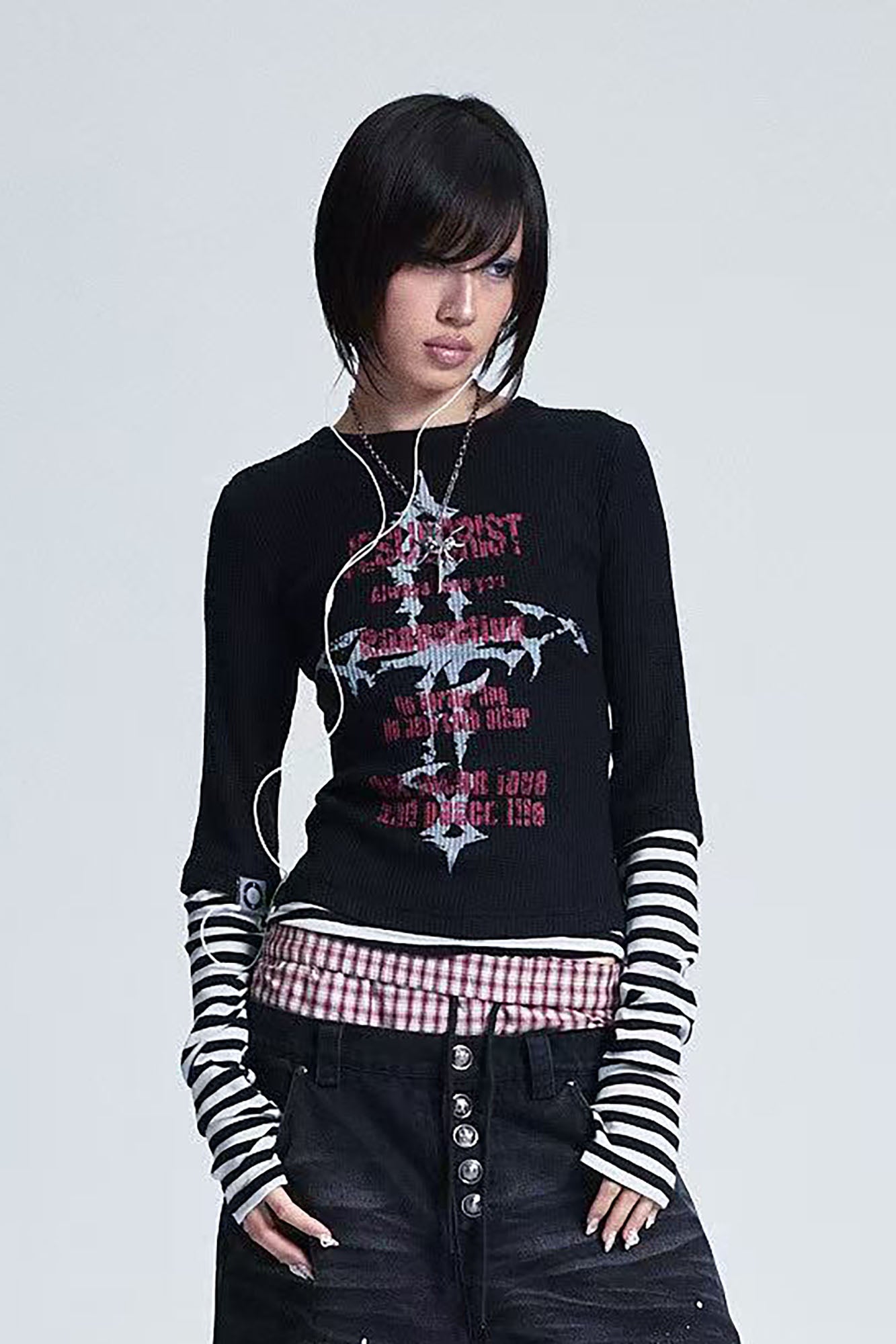 NONAME SPACE Stripe Panel Gothic Cross Long-Sleeve Tee