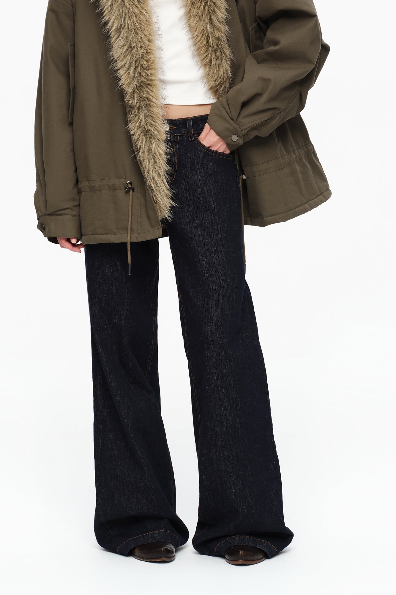 OINIMI Retro Stitched Straight-Leg Raw Jeans