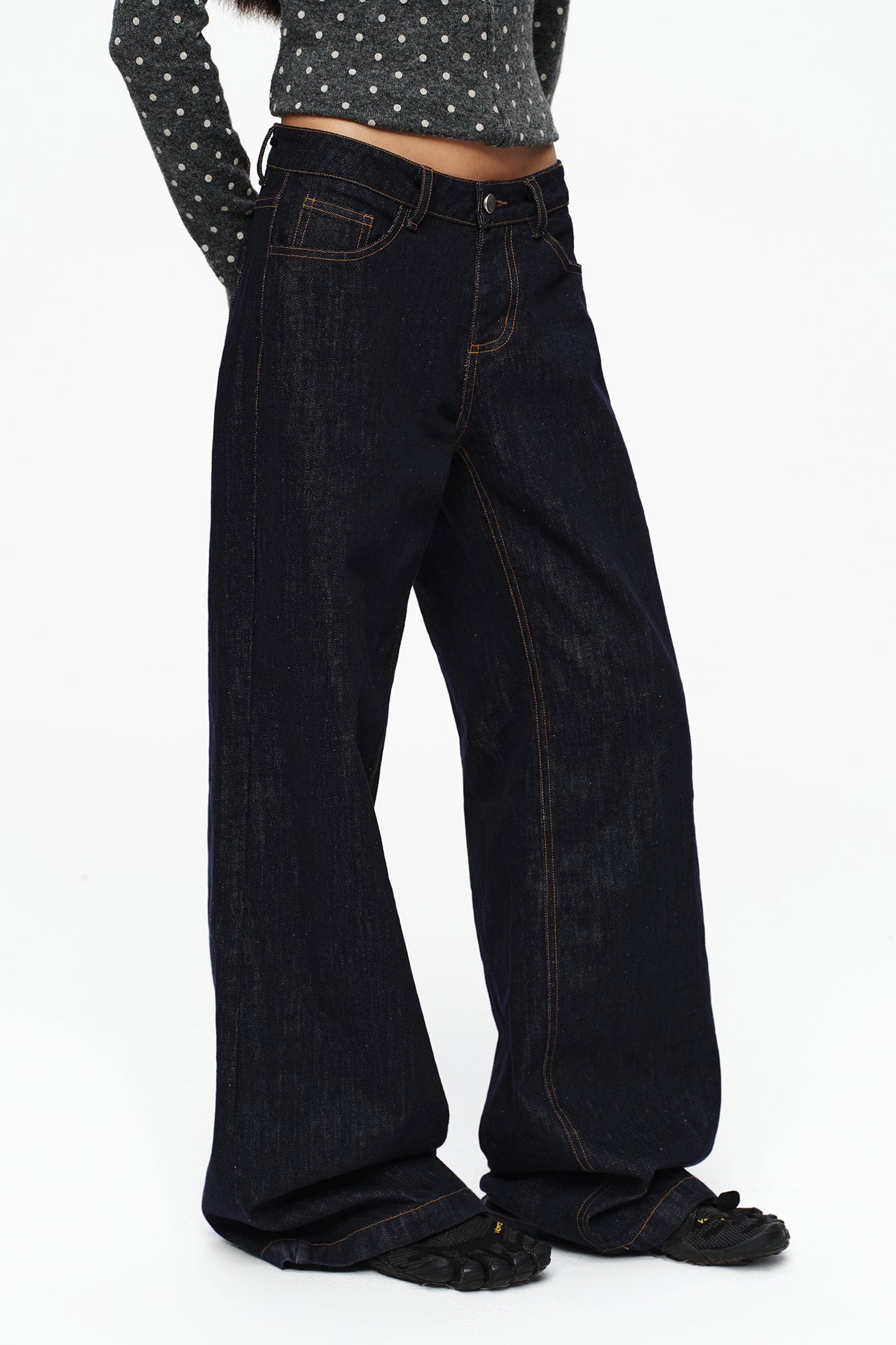 OINIMI Retro Stitched Straight-Leg Raw Jeans