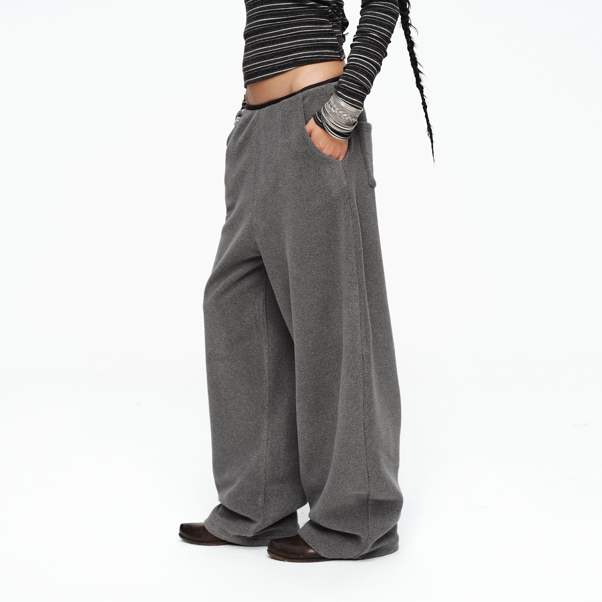OINIMI Minimal Fleeced Barrel Pants
