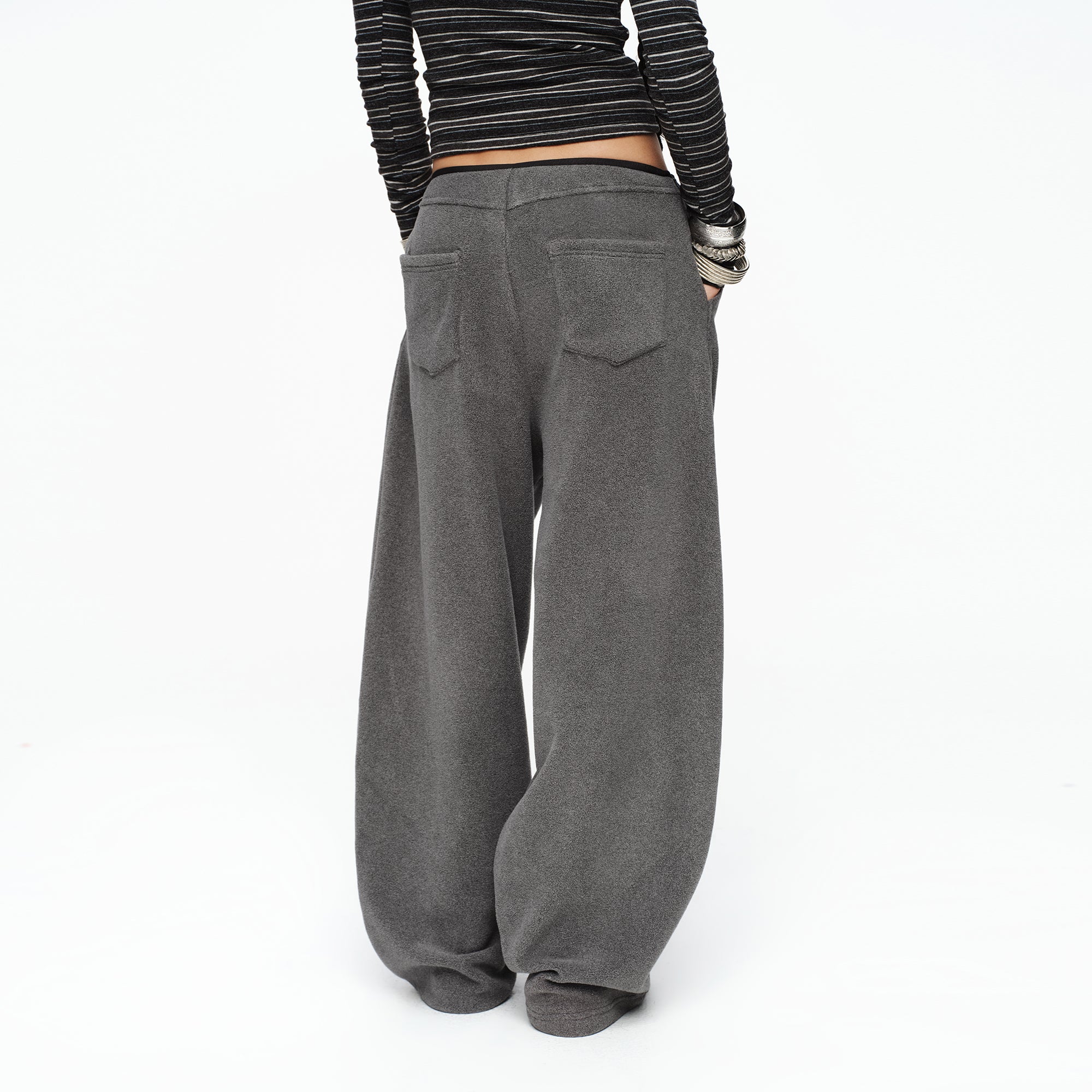 OINIMI Minimal Fleeced Barrel Pants
