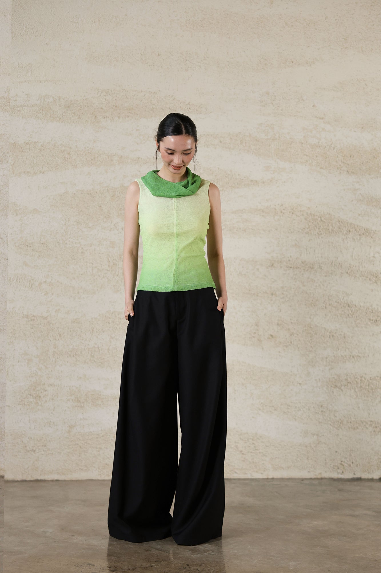 WUHEYIZUO Gradient Layered Drape-Neck Tank Top