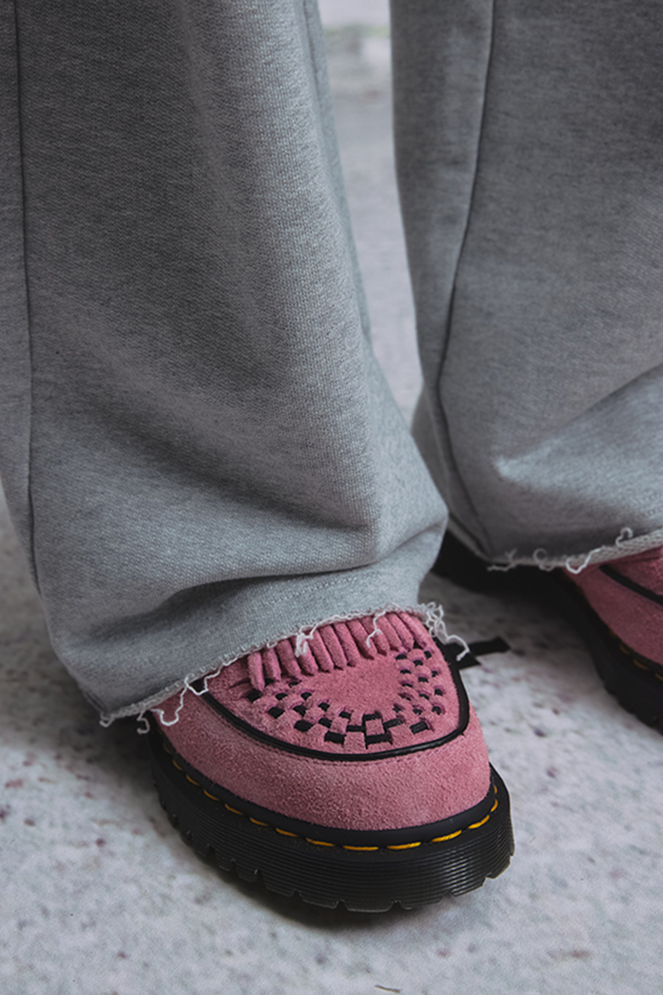 NIANJIUYIKOUER Essential Raw-Edge Wide-Leg Sweatpants, premium urban and streetwear designers apparel on PROJECTISR.com, NIANJIUYIKOUER