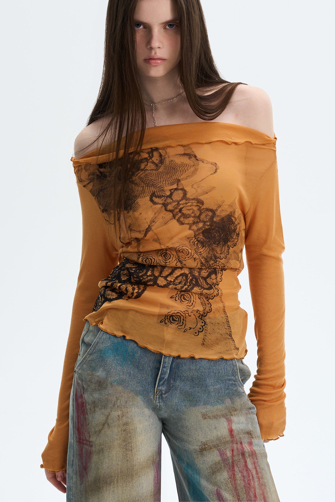 THE NEVERMORE Sheer Off-Shoulder Lettuce Edge Tee