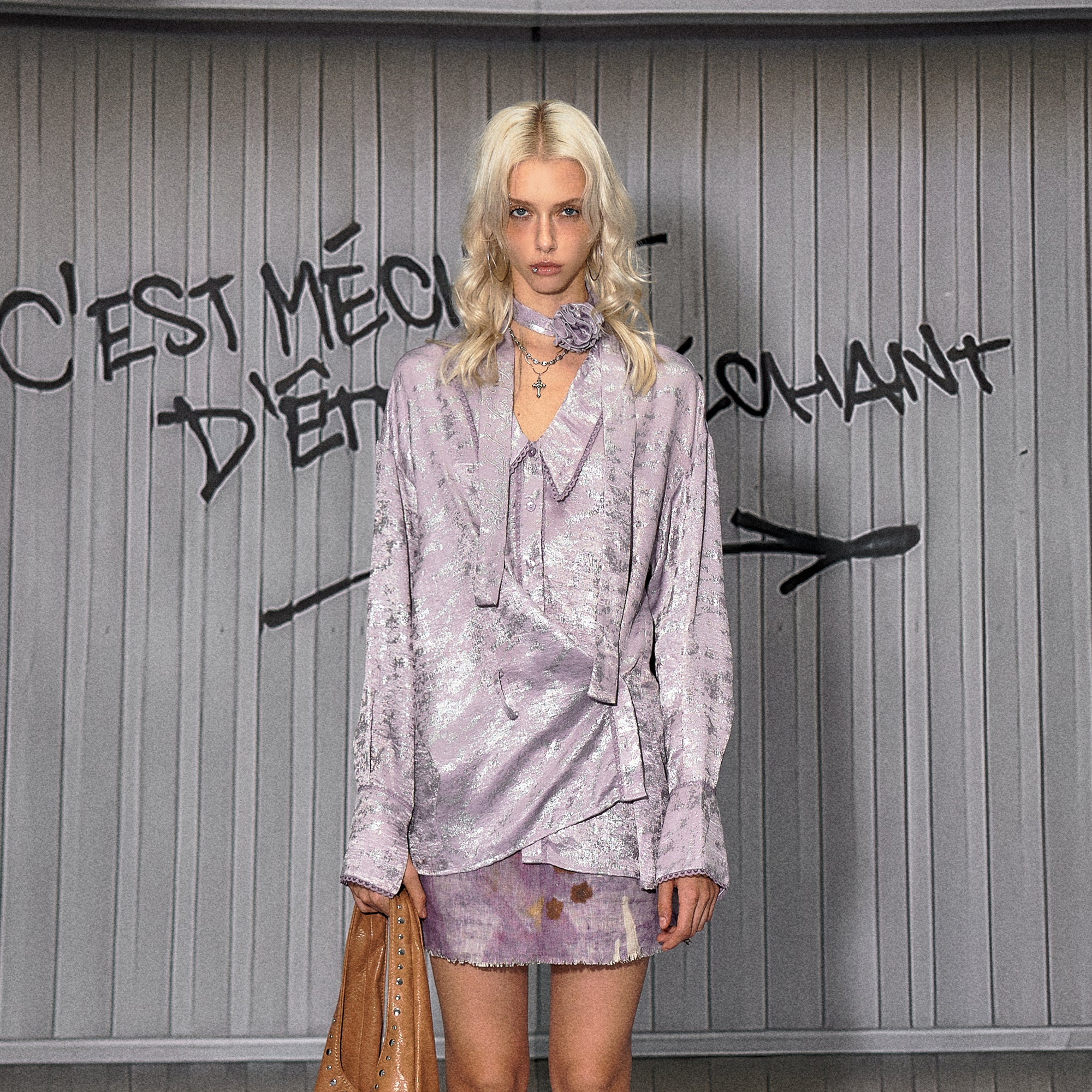 THE NEVERMORE Foil Shine Offset Button Ribbon Blouse