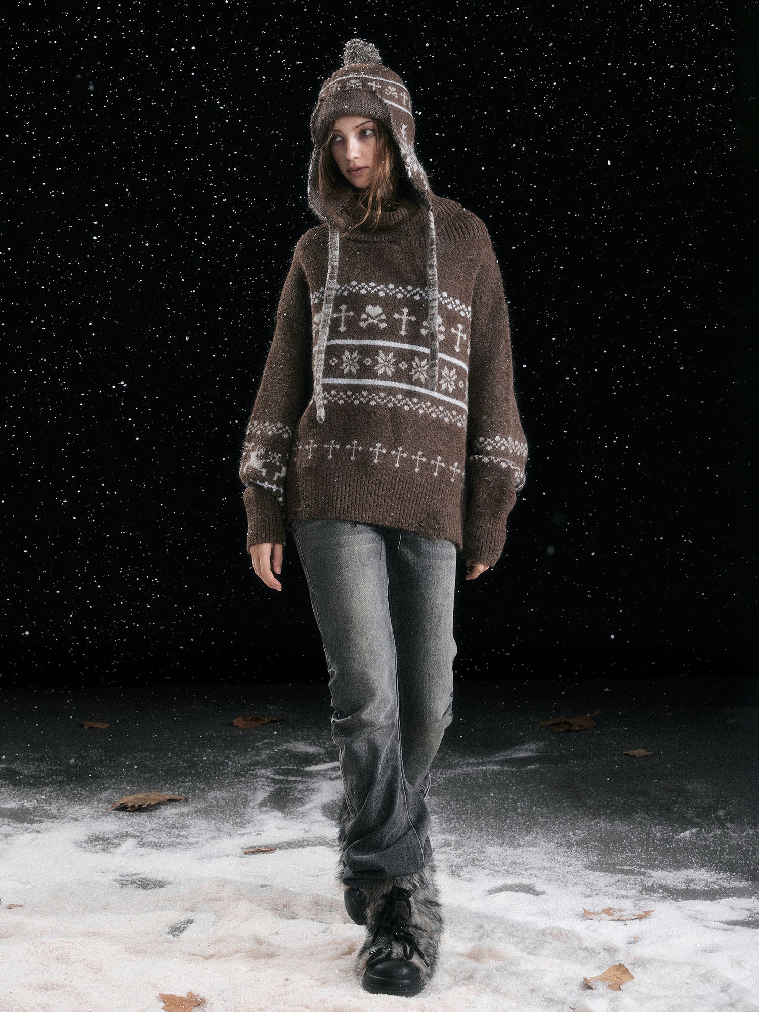 CESTNOUS Snowflake Jacquard Knit Chullo