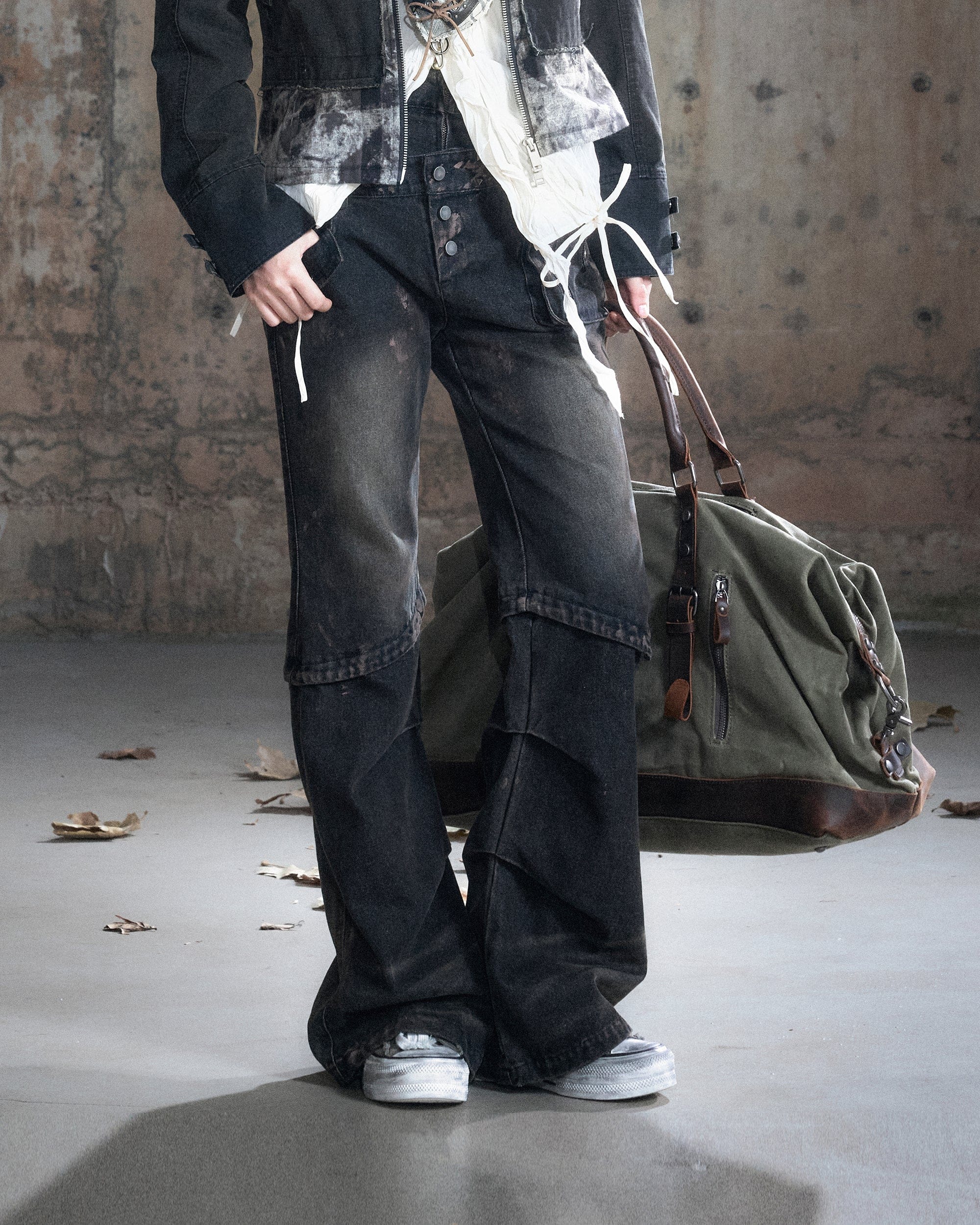 CESTNOUS Asymmetric Double-Waist Panel Jeans