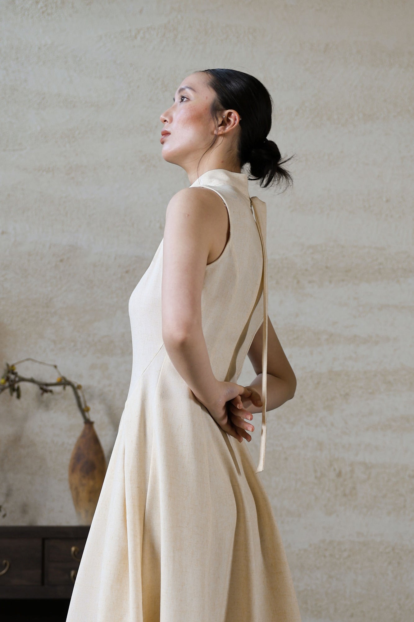 WUHEYIZUO Asymmetric Paneled Pleated Maxi Dress