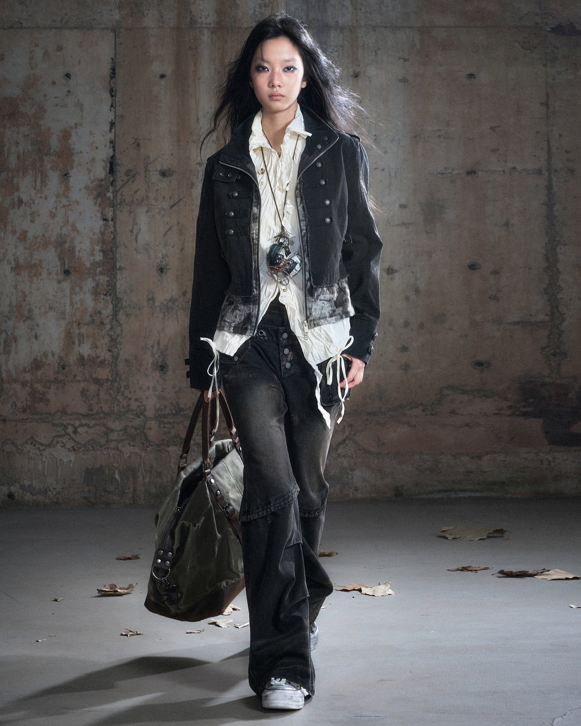 CESTNOUS Asymmetric Double-Waist Panel Jeans