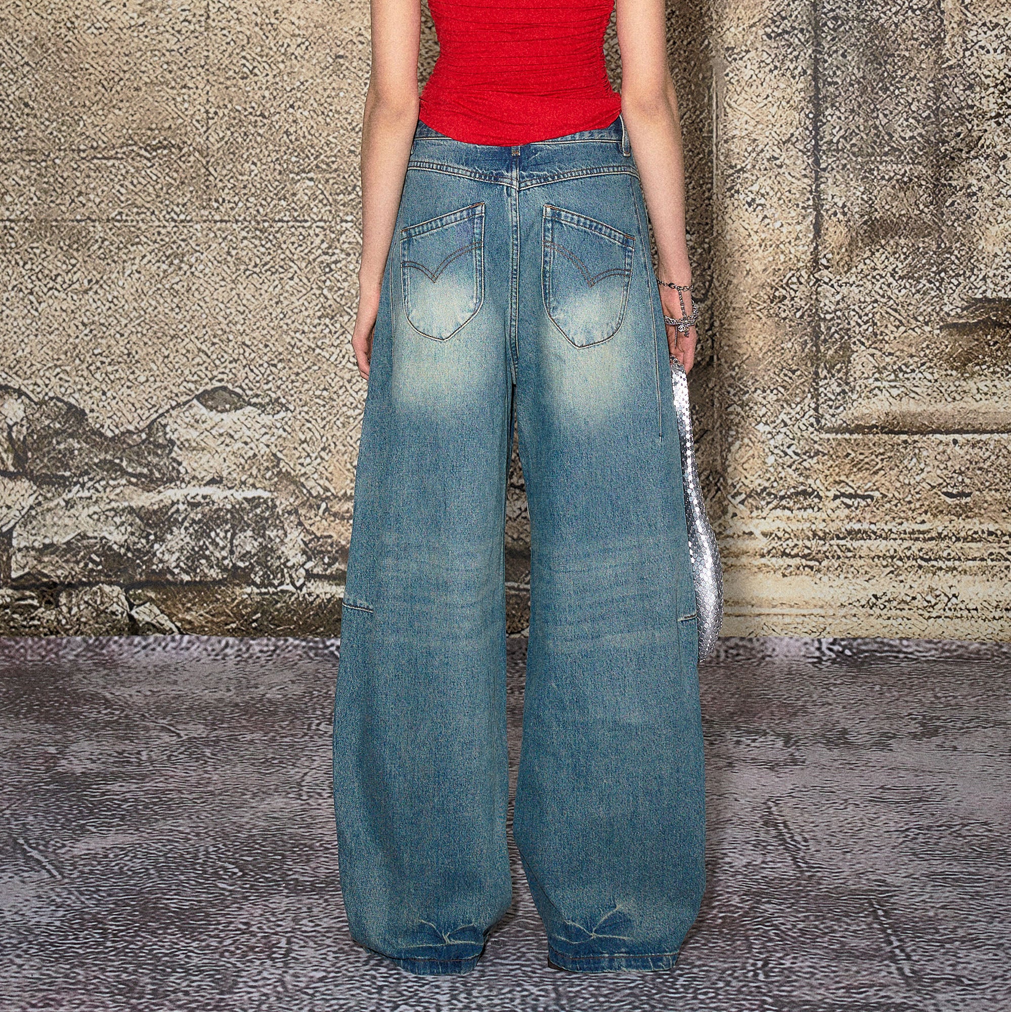 THE NEVERMORE Washed Panel Wide-Leg Jeans