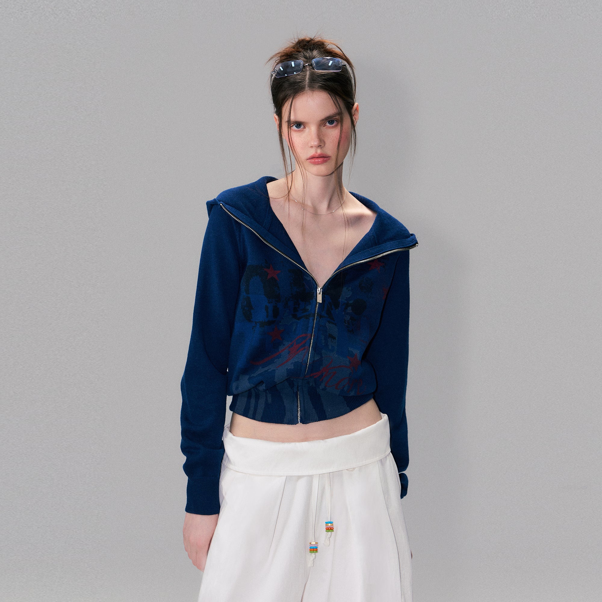 THE NEVERMORE Graphic Knit Zip-Up Hoodie