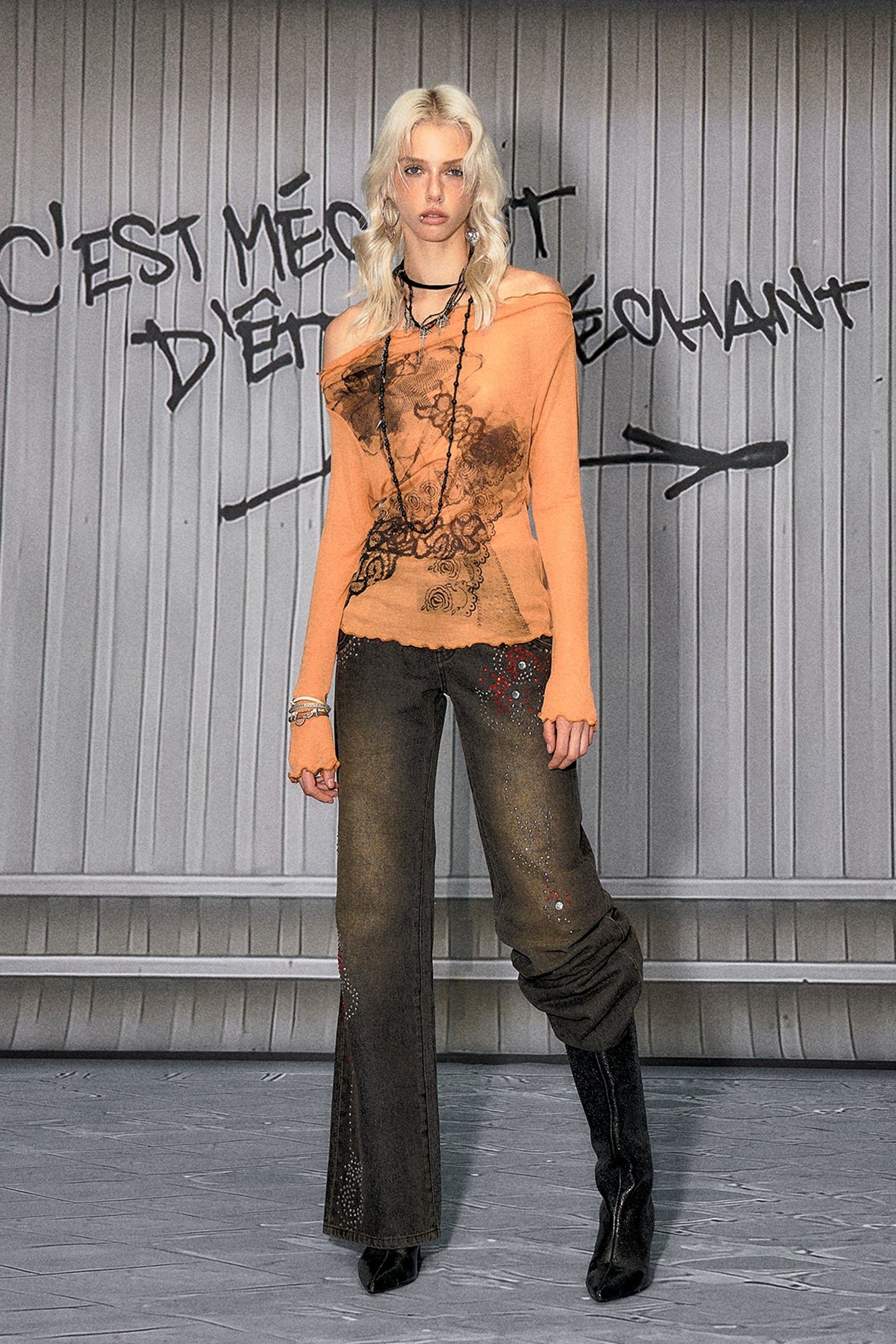 THE NEVERMORE Sheer Off-Shoulder Lettuce Edge Tee