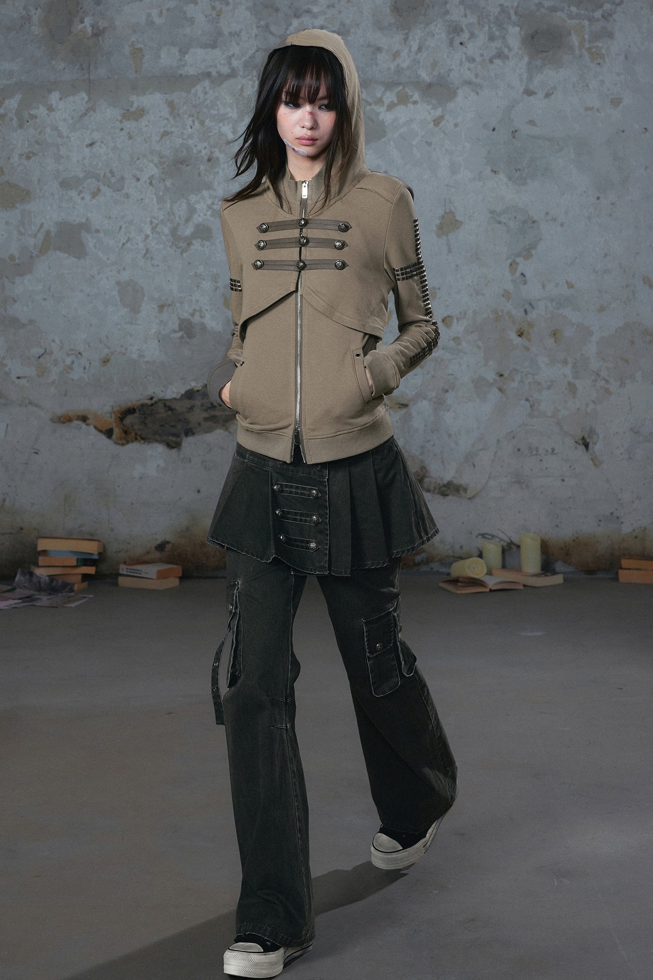 CESTNOUS Punk Metal-Button Napoleon Zip-Up Hoodie