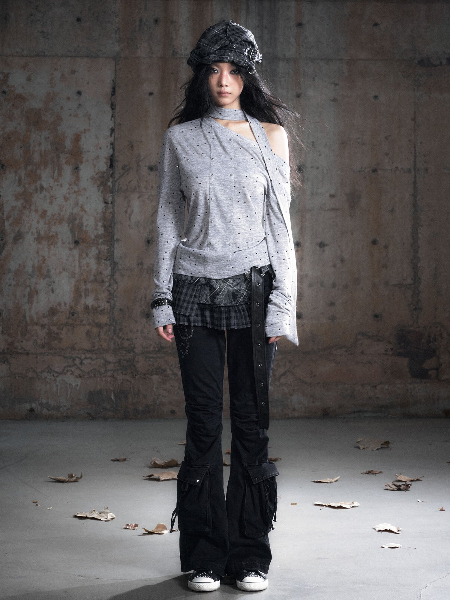 CESTNOUS Asymmetric Tie-Drape Cross Panel Long-Sleeve Tee