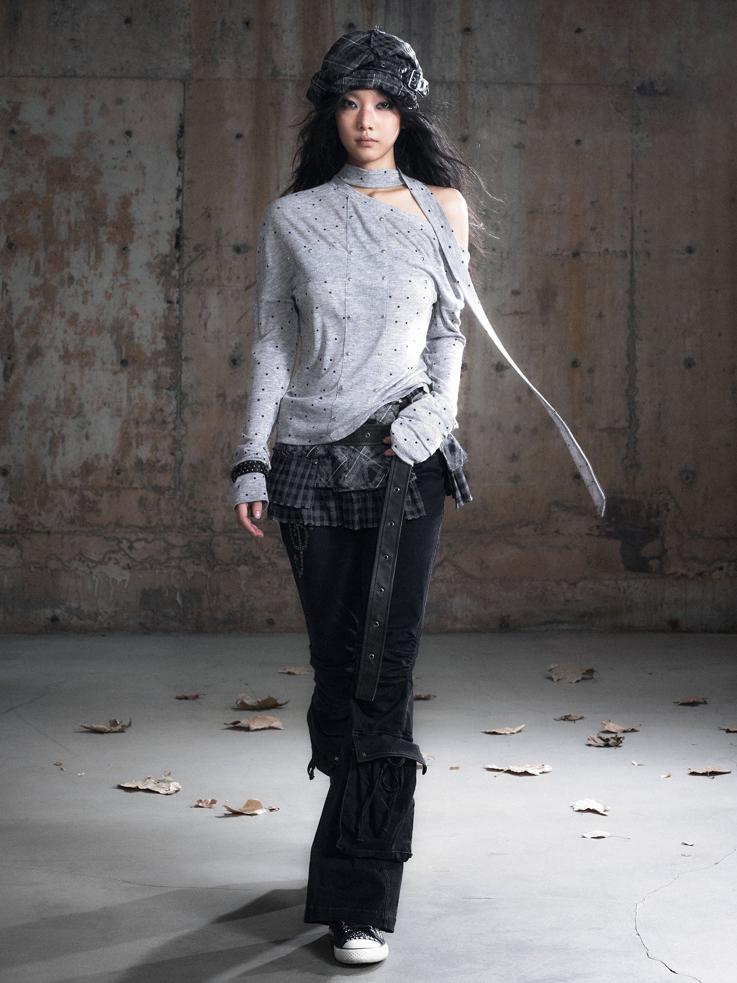 CESTNOUS Asymmetric Tie-Drape Cross Panel Long-Sleeve Tee