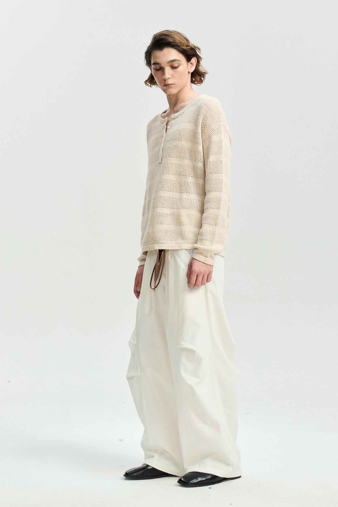 LEONSENSE Modern Curved Paneled Tencel-Cotton Pants