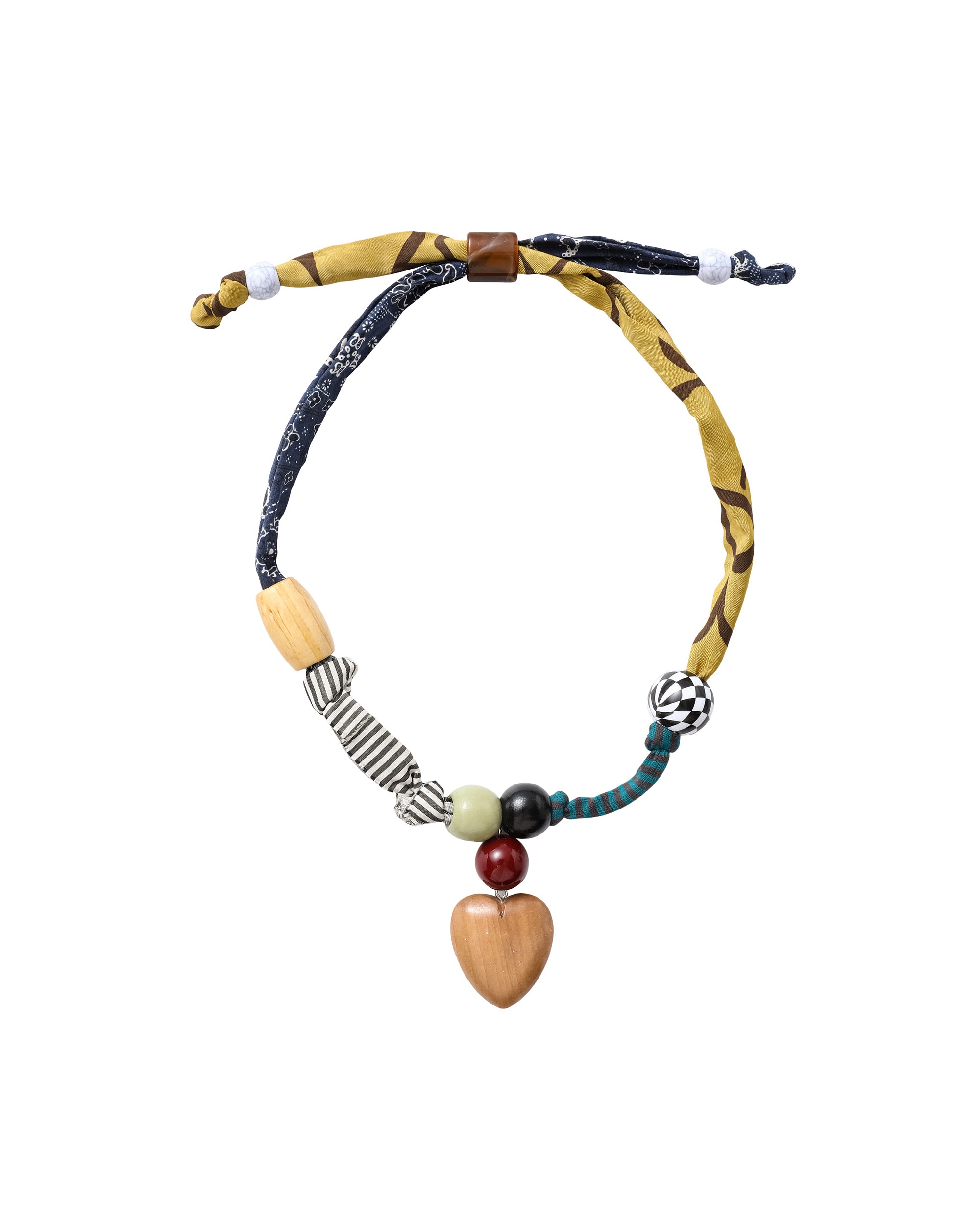 OINIMI Mixed-Bead Heart Pendant Necklace