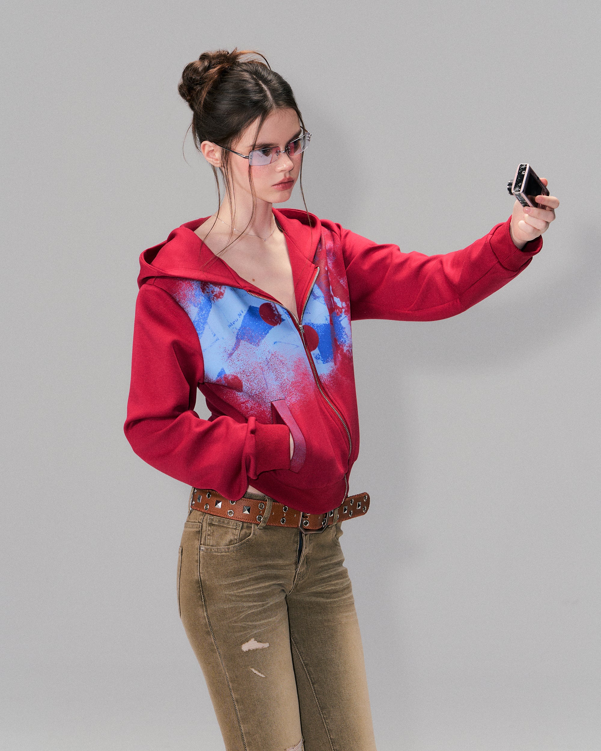 THE NEVERMORE Graffiti Ribbed Hem Cropped Hoodie