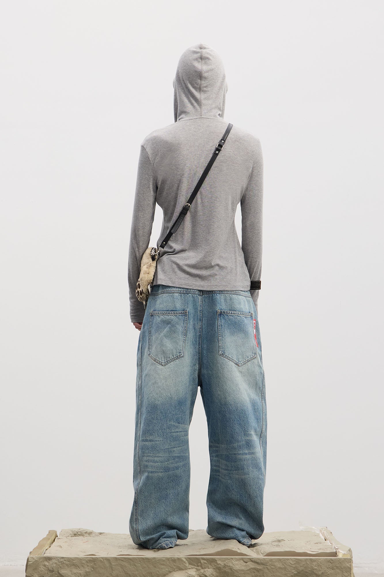 DND4DES Asymmetric Button-Fly Panel Washed Jeans