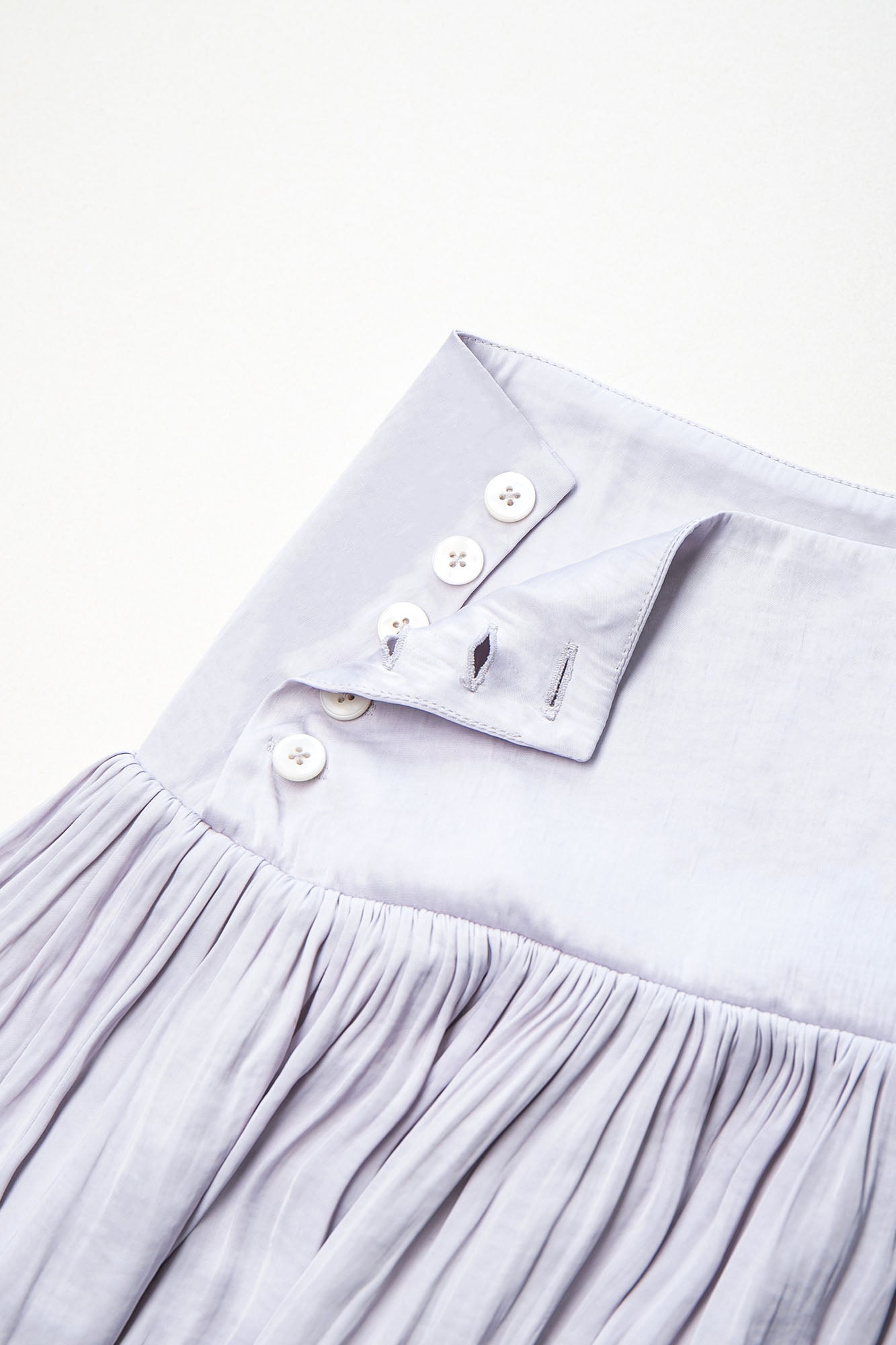 LEONSENSE Ruffle-Hem Pleated Midi Skirt