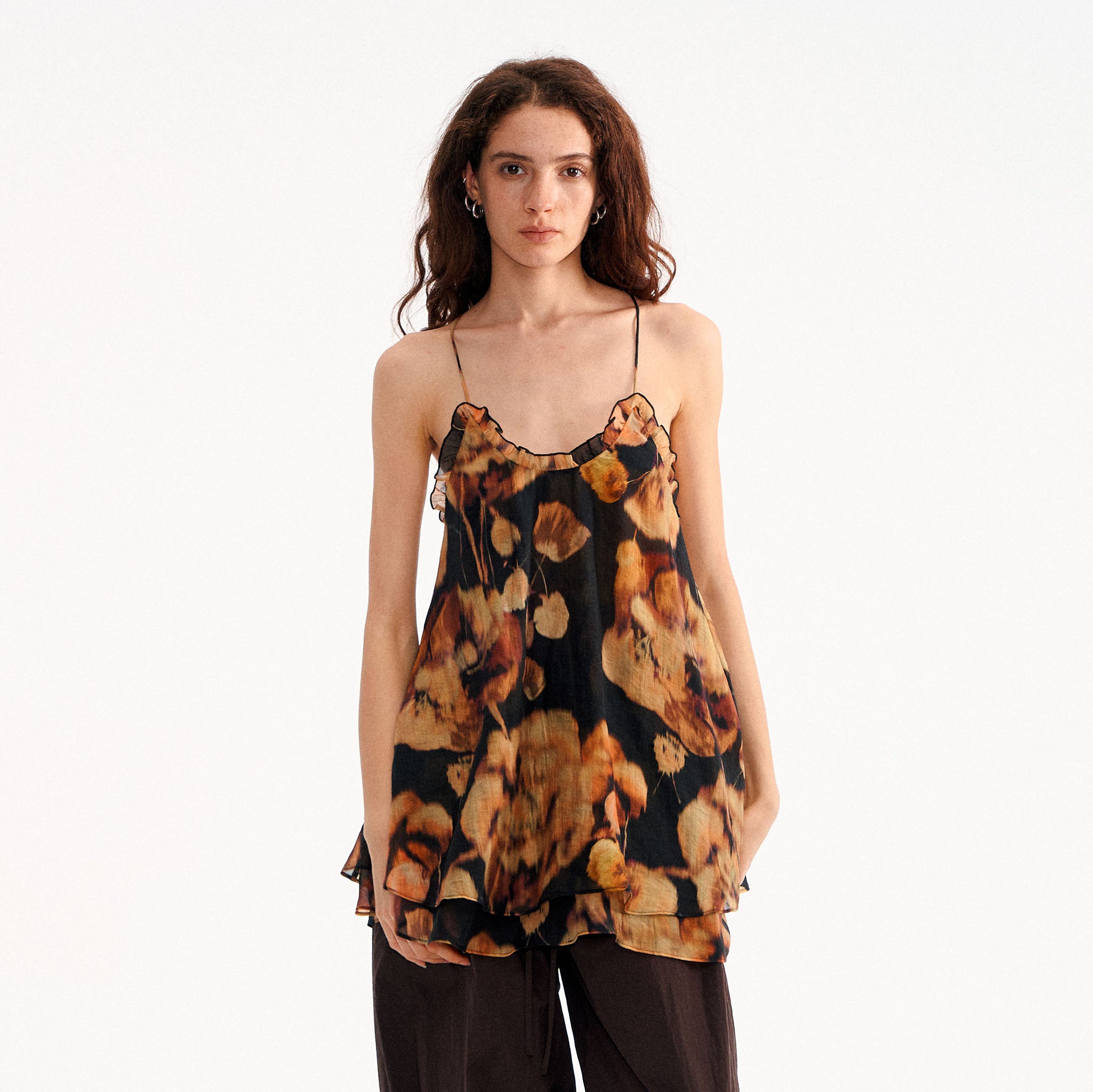 MUSE NAPS Floral Tiered Ruffle V-Neck Tank Top