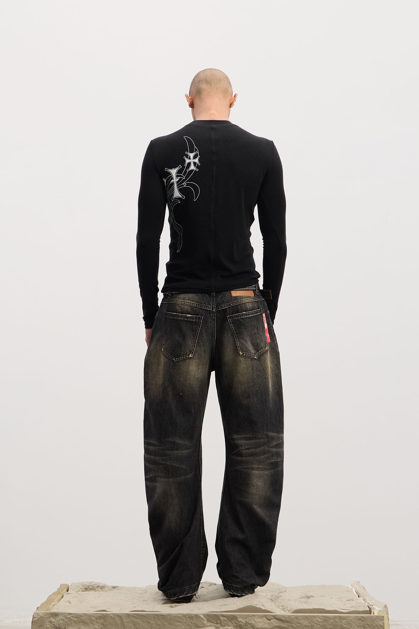 DND4DES Washed Button-Up Balloon-Leg Jeans