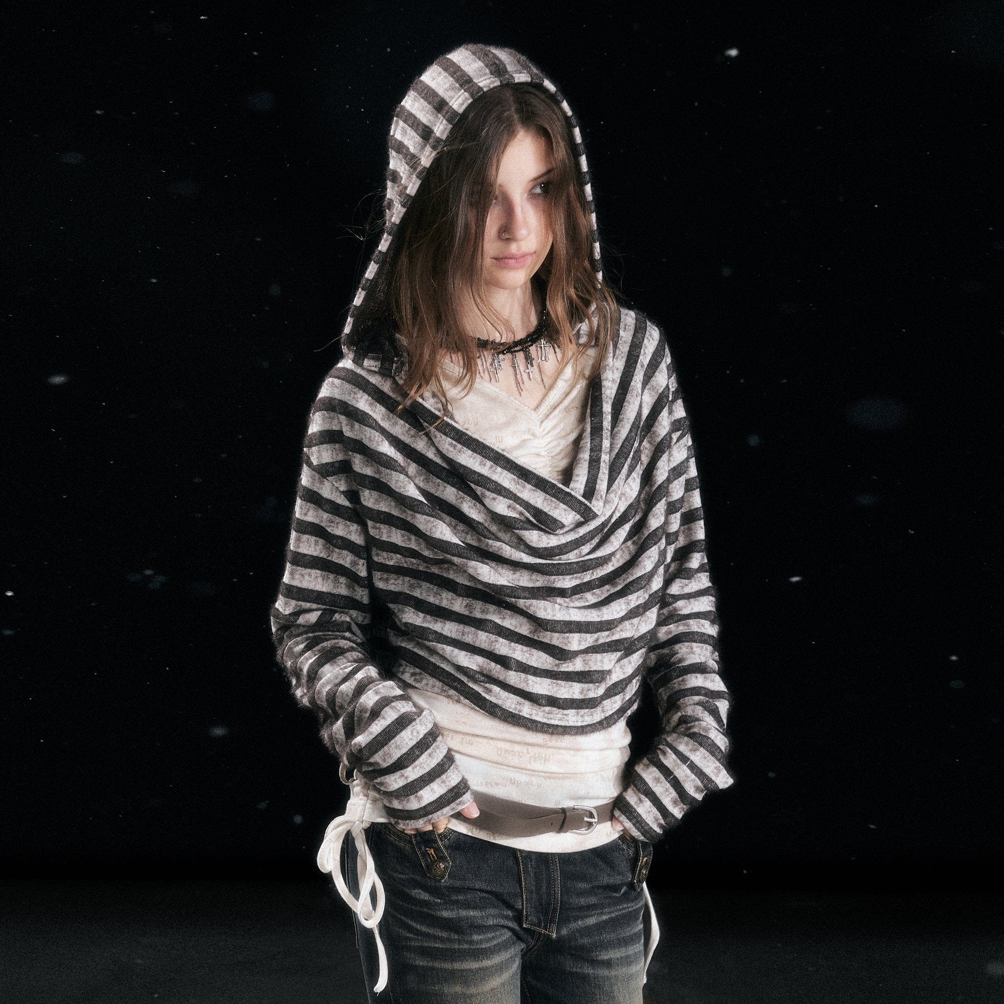 CESTNOUS Distressed Drape Layered Hooded Long-Sleeve Tee