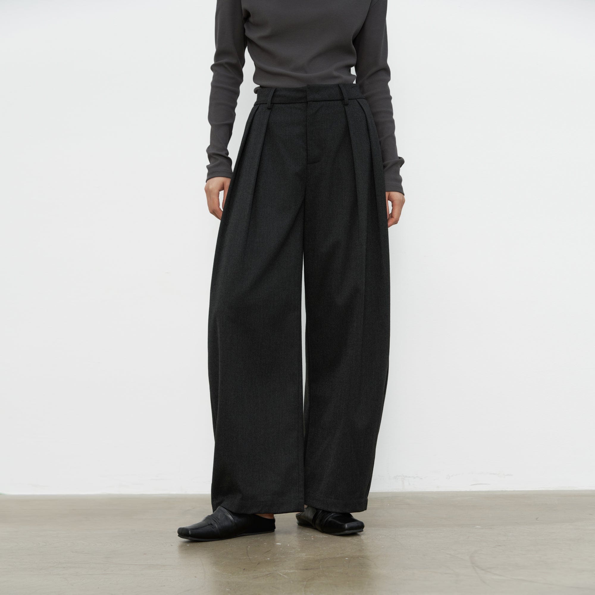 SAME FLOW Retro Wool-Blend Pleated Wide-Leg Trousers