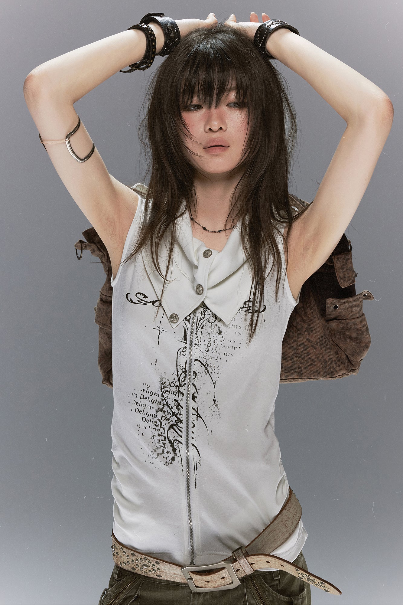 CESTNOUS Cross Graphic Zip-Up Vest