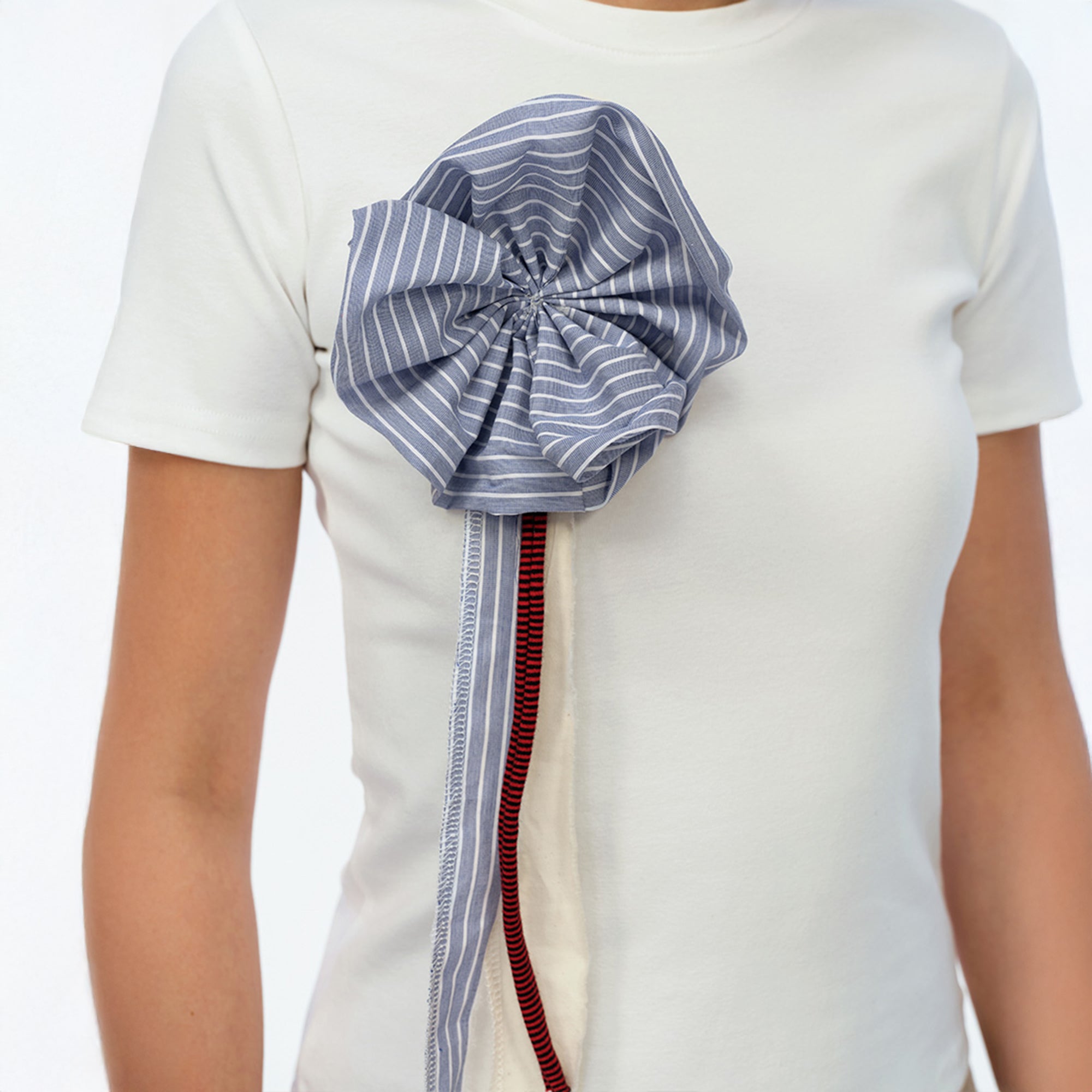 OINIMI Rosette Ribbon Bloom Brooch