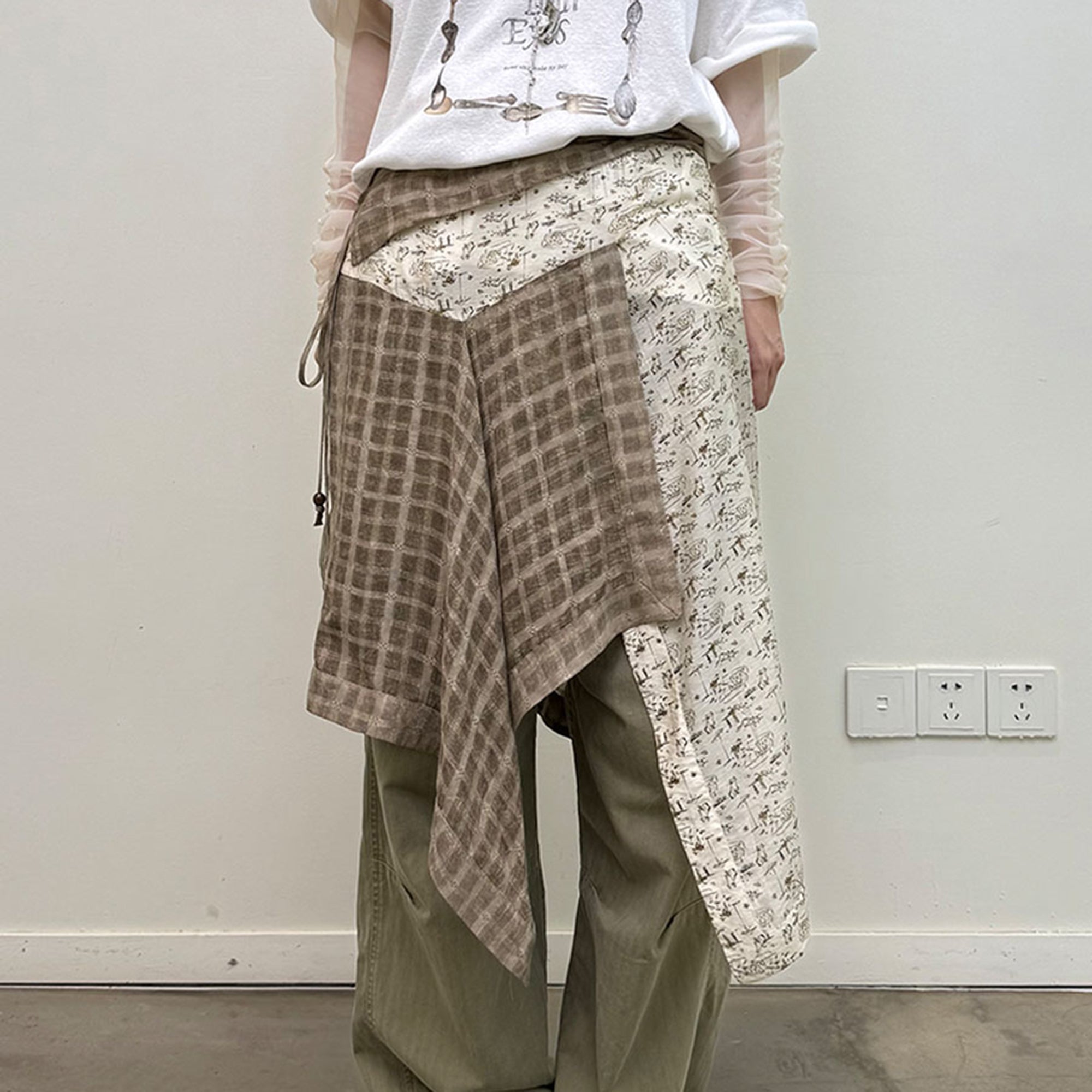 NEVERSEEZ Spliced Plaid-Toile Wrap Apron