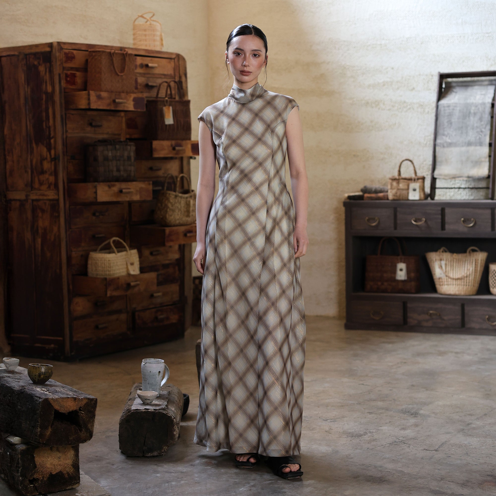 WUHEYIZUO Argyle Scarf-Neck Maxi Dress