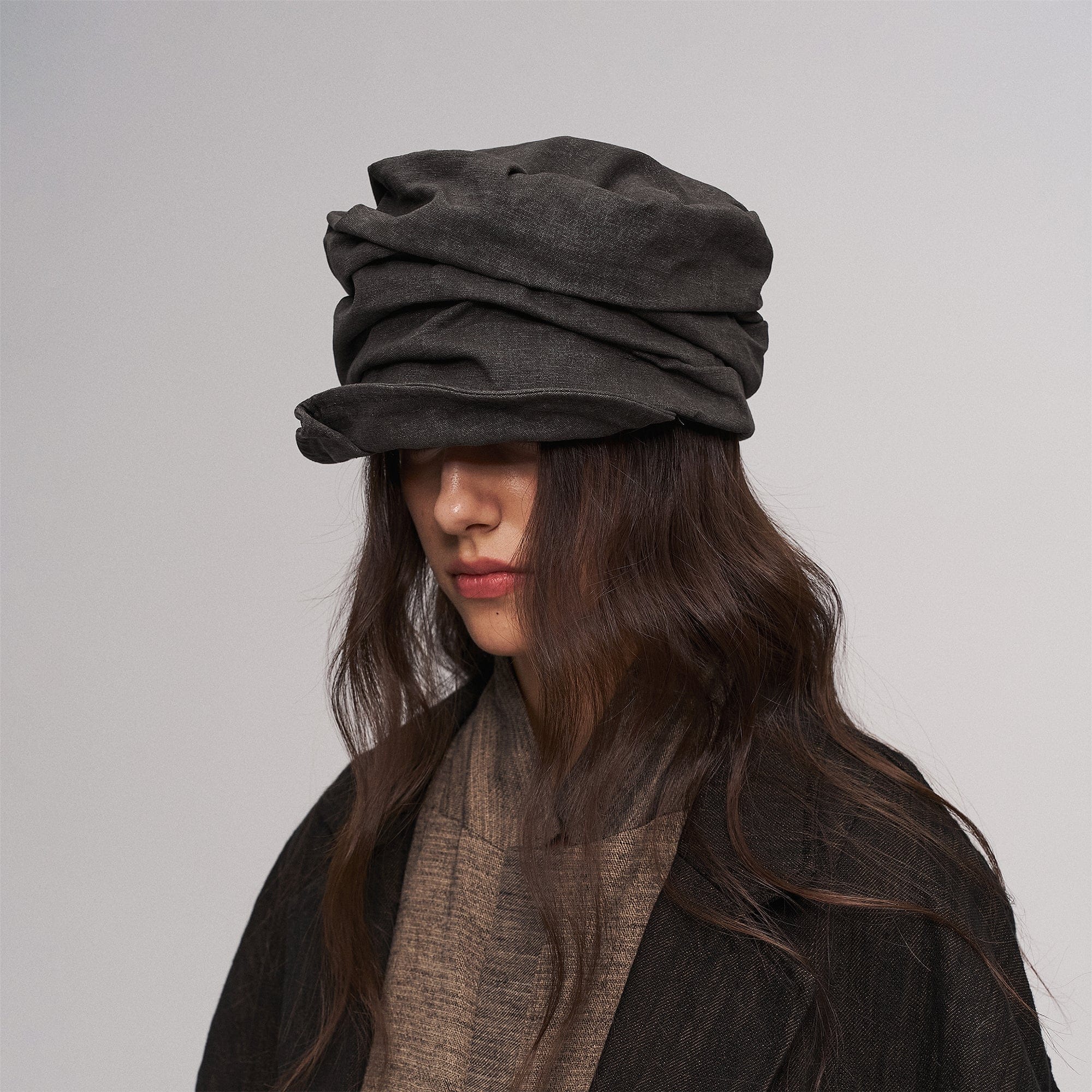 ILNya Nieternite Nifutur Layered Slouchy Newsboy Hat