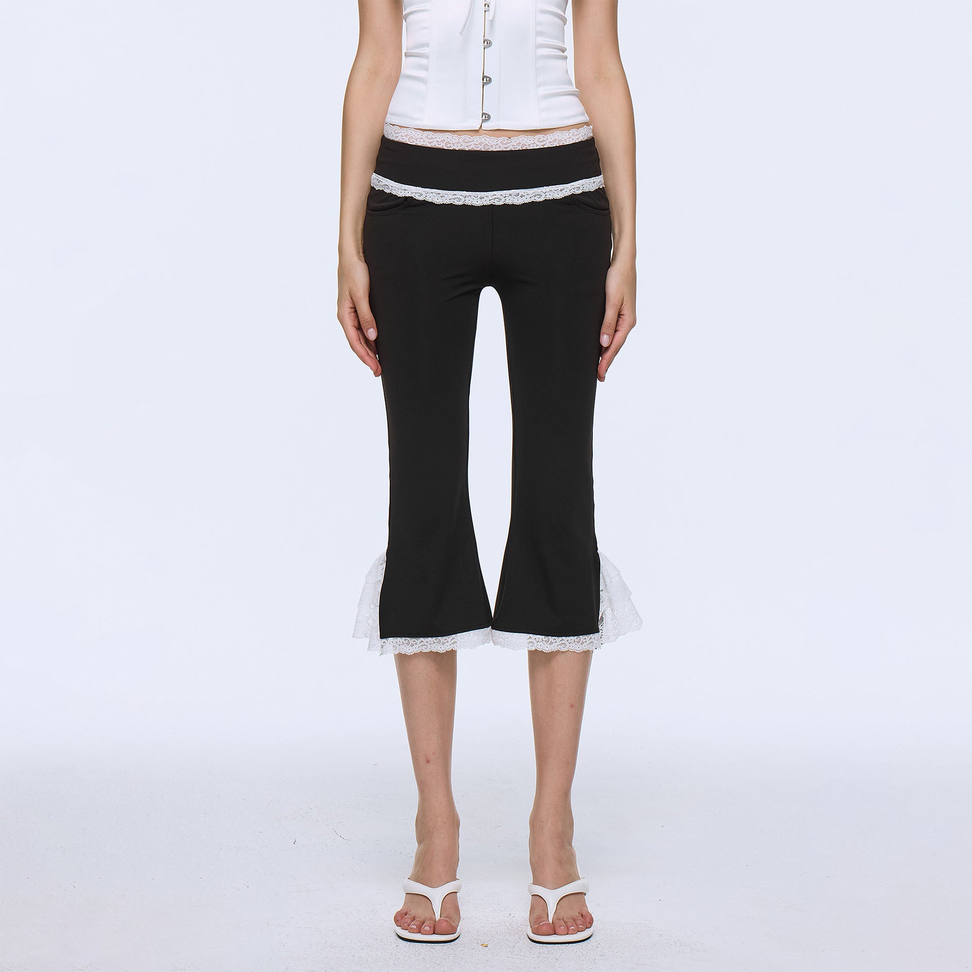 AE30 SAINT Lace-Trim Cropped Flared Pants