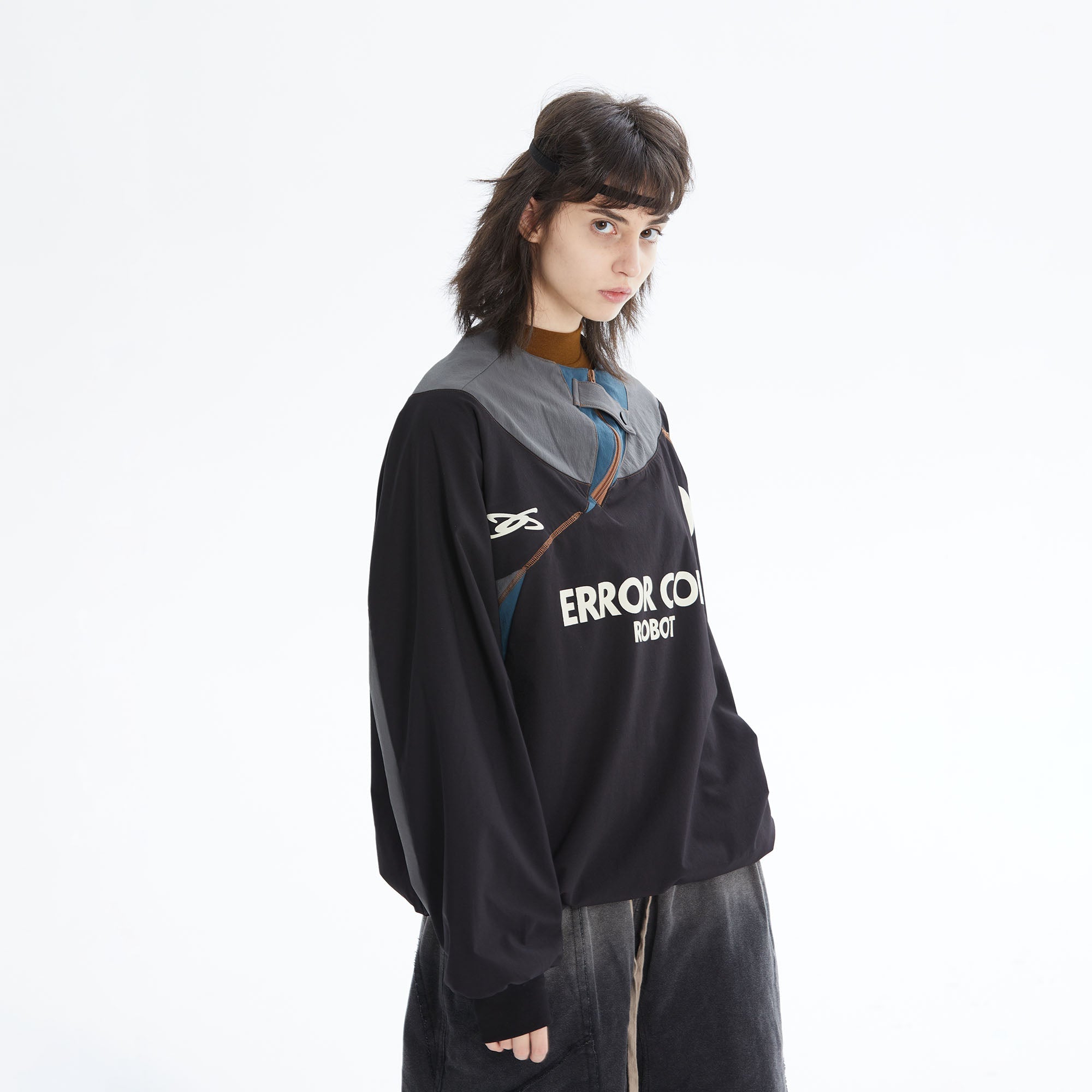 ERROR CODE ROBOT Asymmetric Zip Contrast Panel Sweatshirt