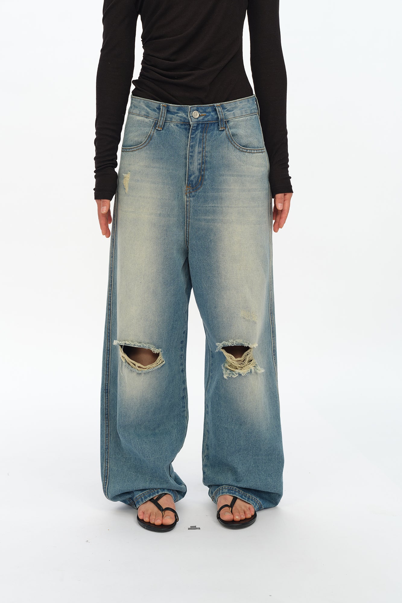 OINIMI Distressed Washed Wide-Leg Jeans