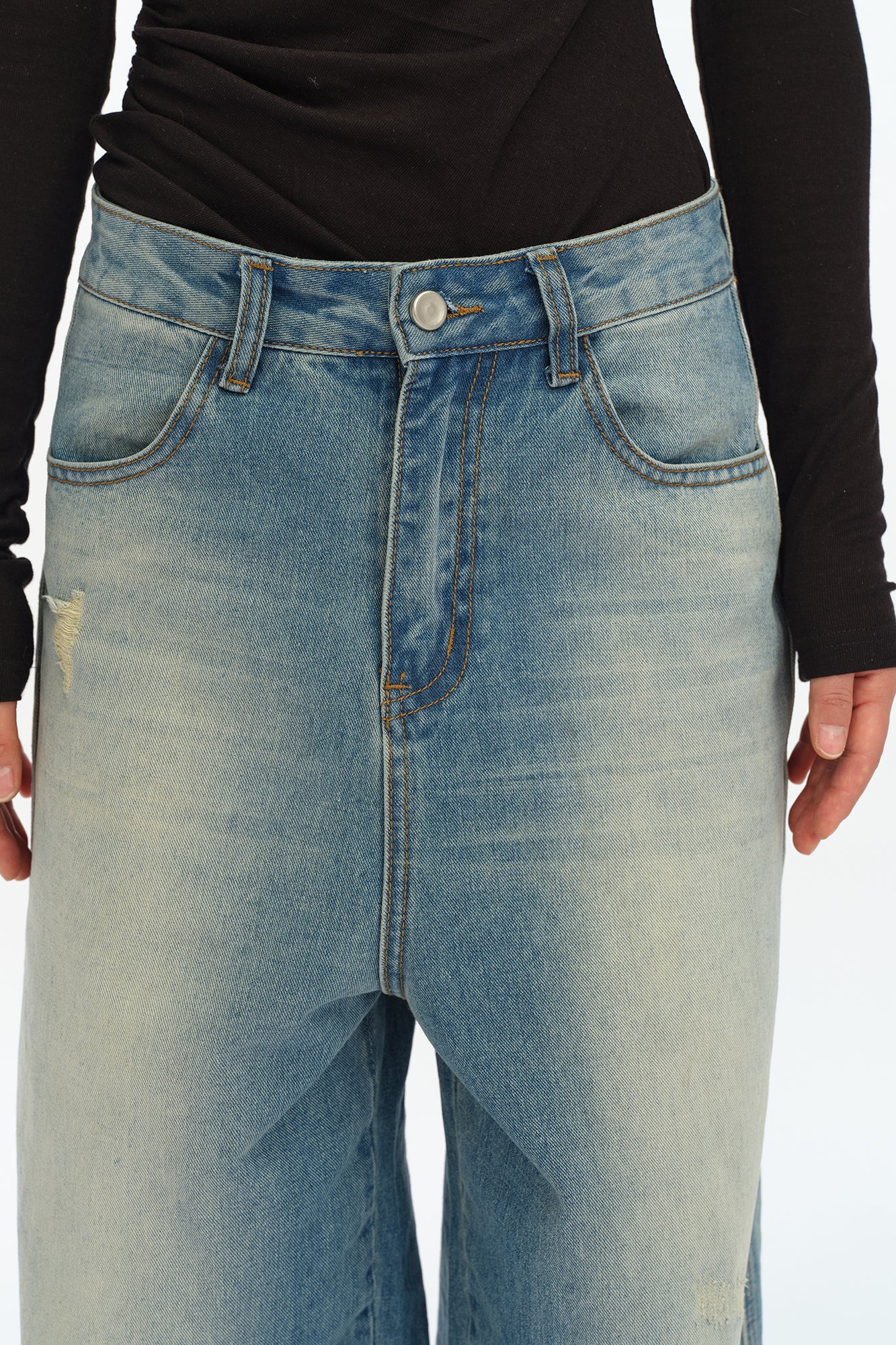 OINIMI Distressed Washed Wide-Leg Jeans