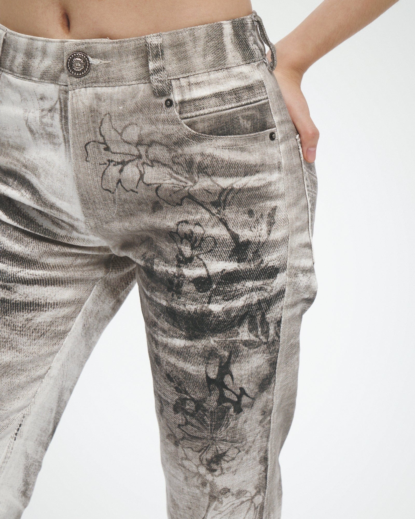 FAYCHUI Ink Floral  Dirty Fit Washed Jeans